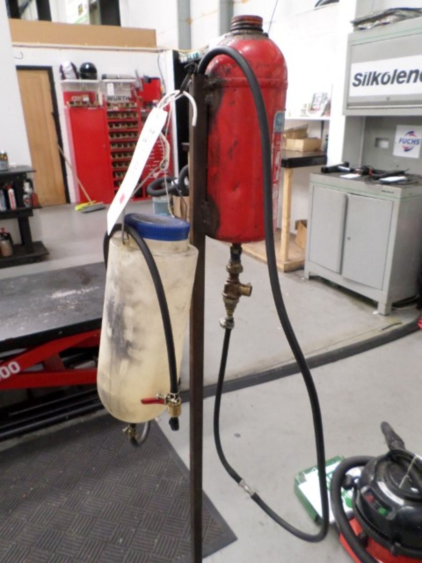 2 auxiliary fuel supplies on steel stand with purpose-built steel auxiliary fuel supply - Image 2 of 2