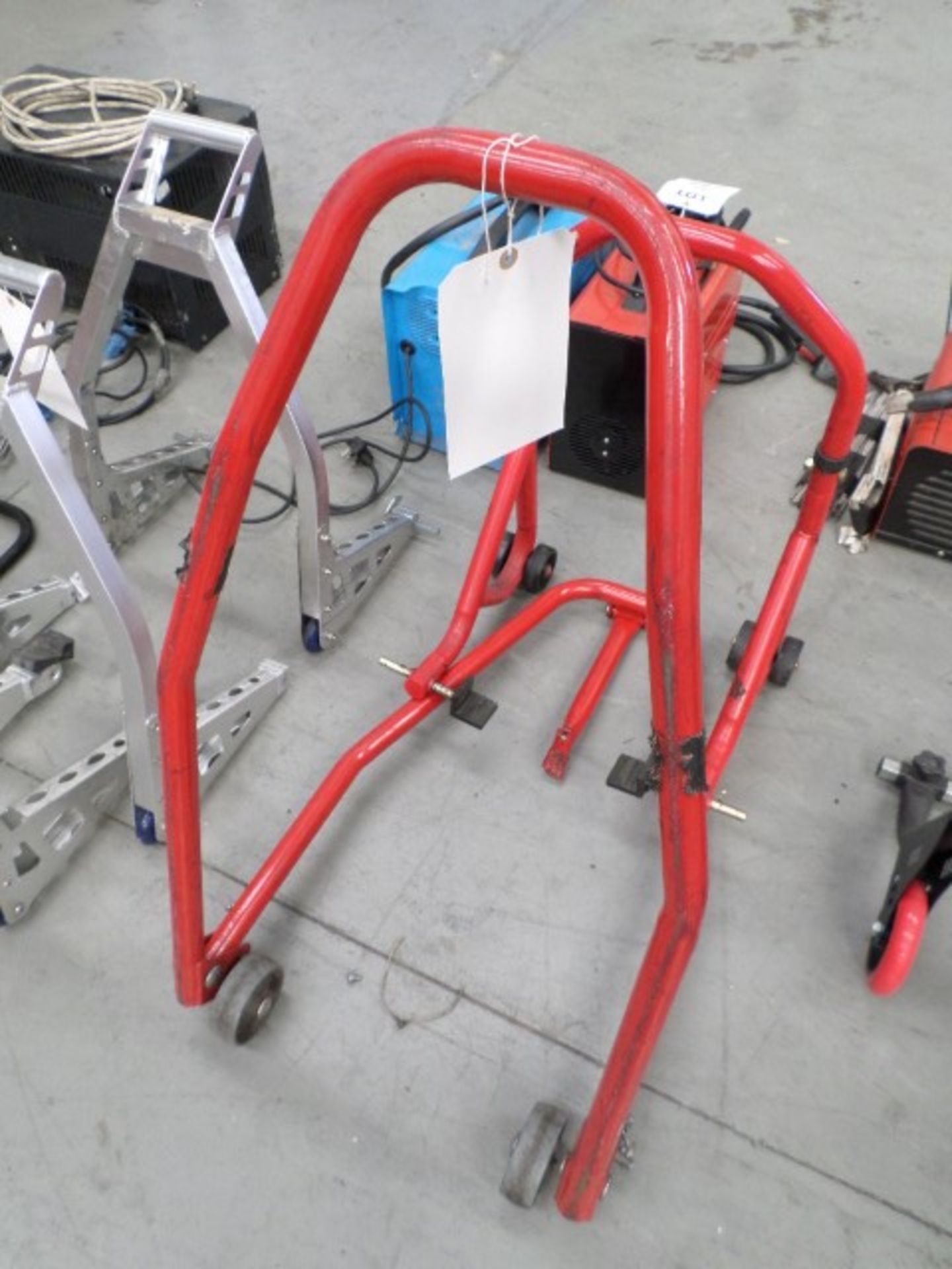 Steel tube front lift paddock stand