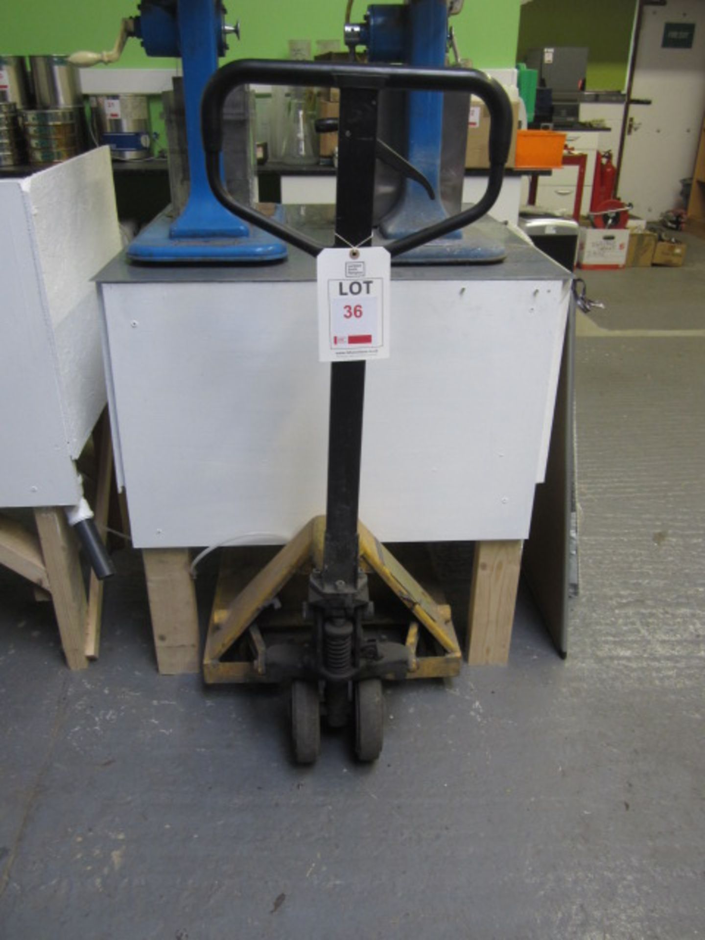 Hydraulic pallet truck, 200kg, 800mm fork length - Image 3 of 4