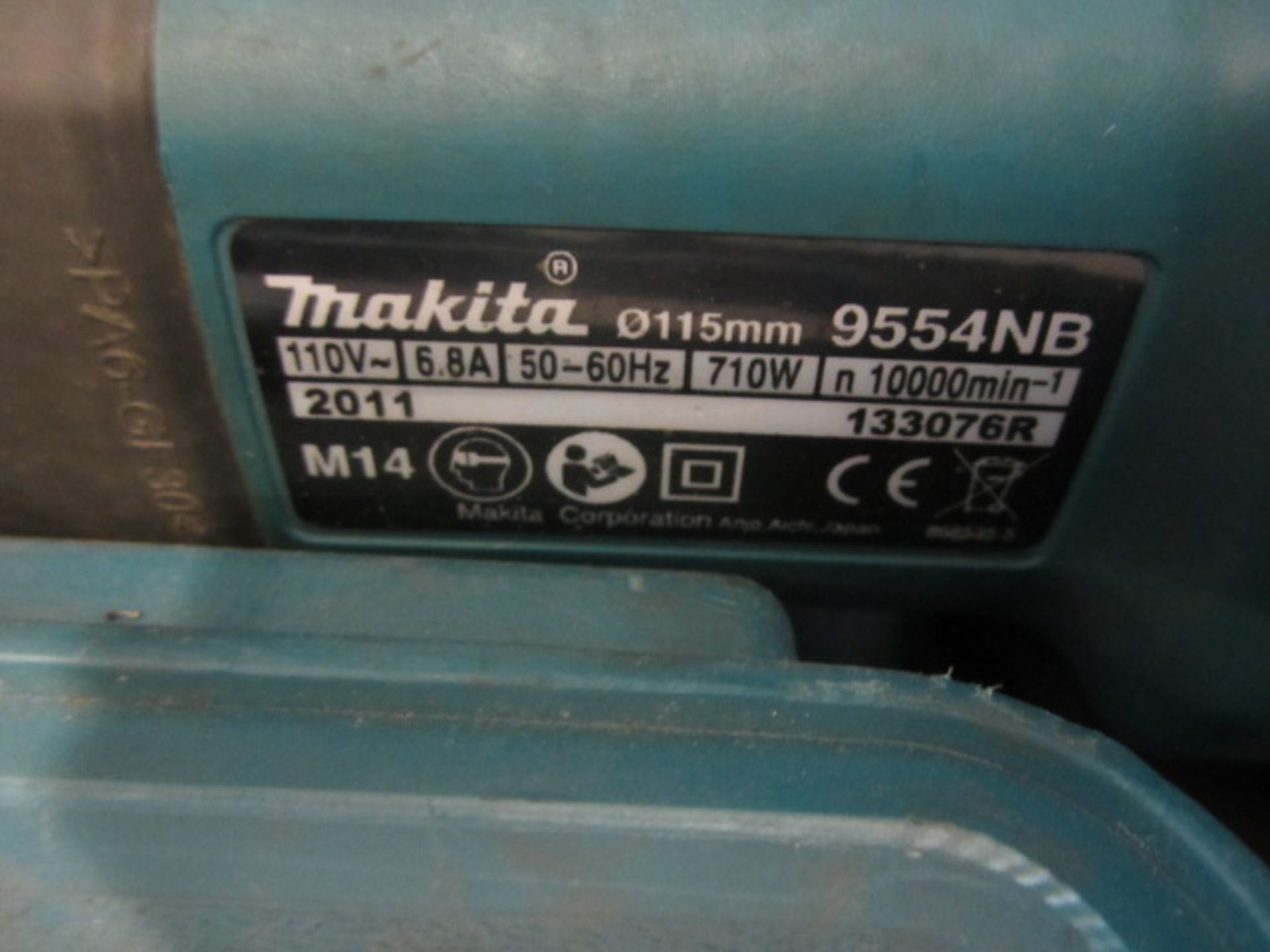 Makita 115mm angle grinder, 110v - Image 2 of 2