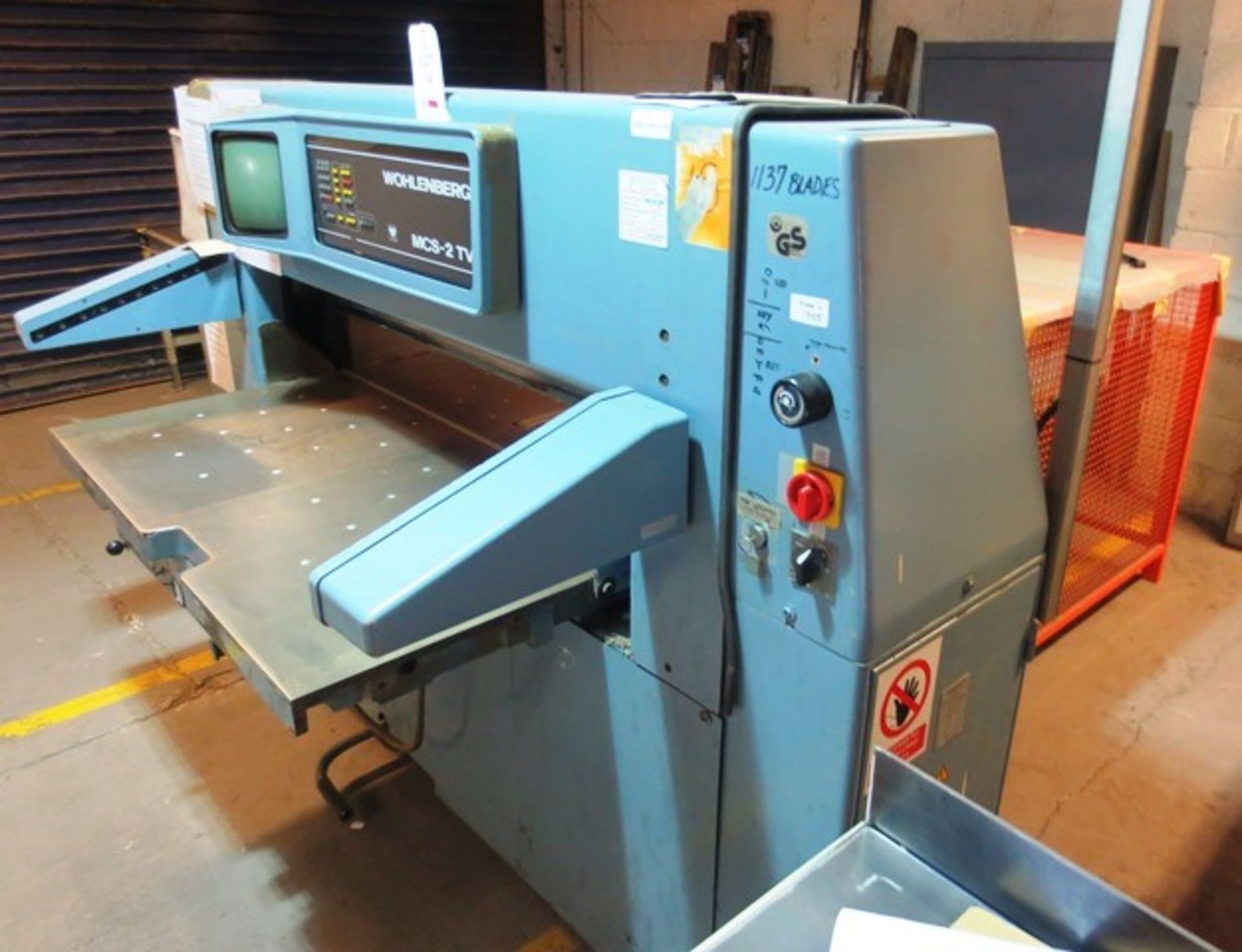 Wohlenberg MCS-2 TV paper guillotine, Type 137. s/n: 3185-004, (advised 1985). max width 1370mm. Air - Image 3 of 7