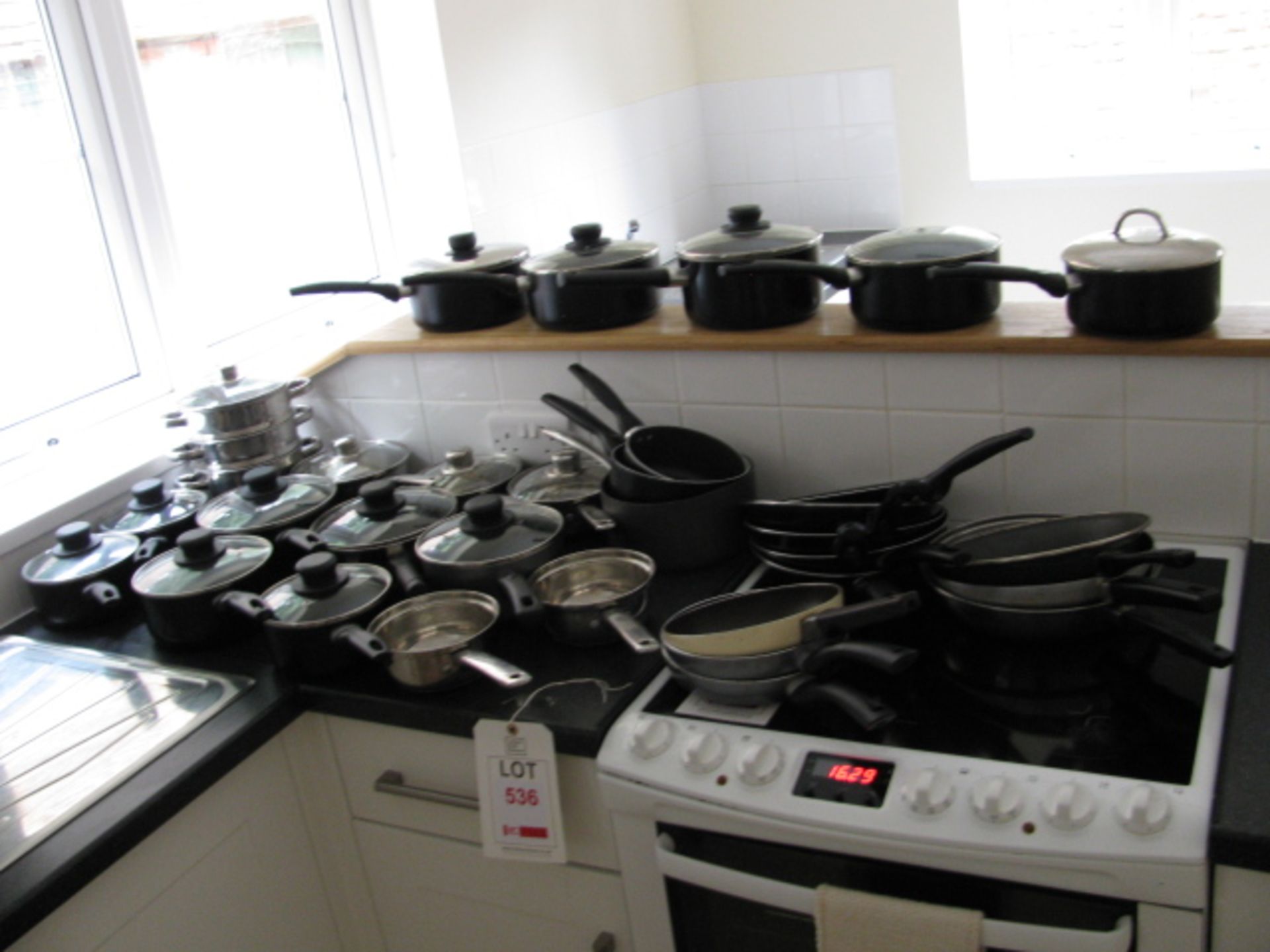 Quantity of various pots and pans