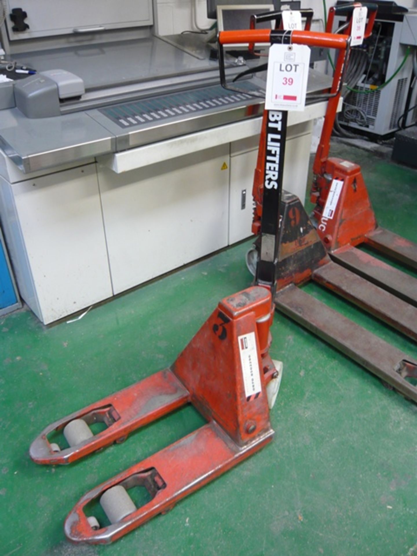 BT lifter short fork pallet truck