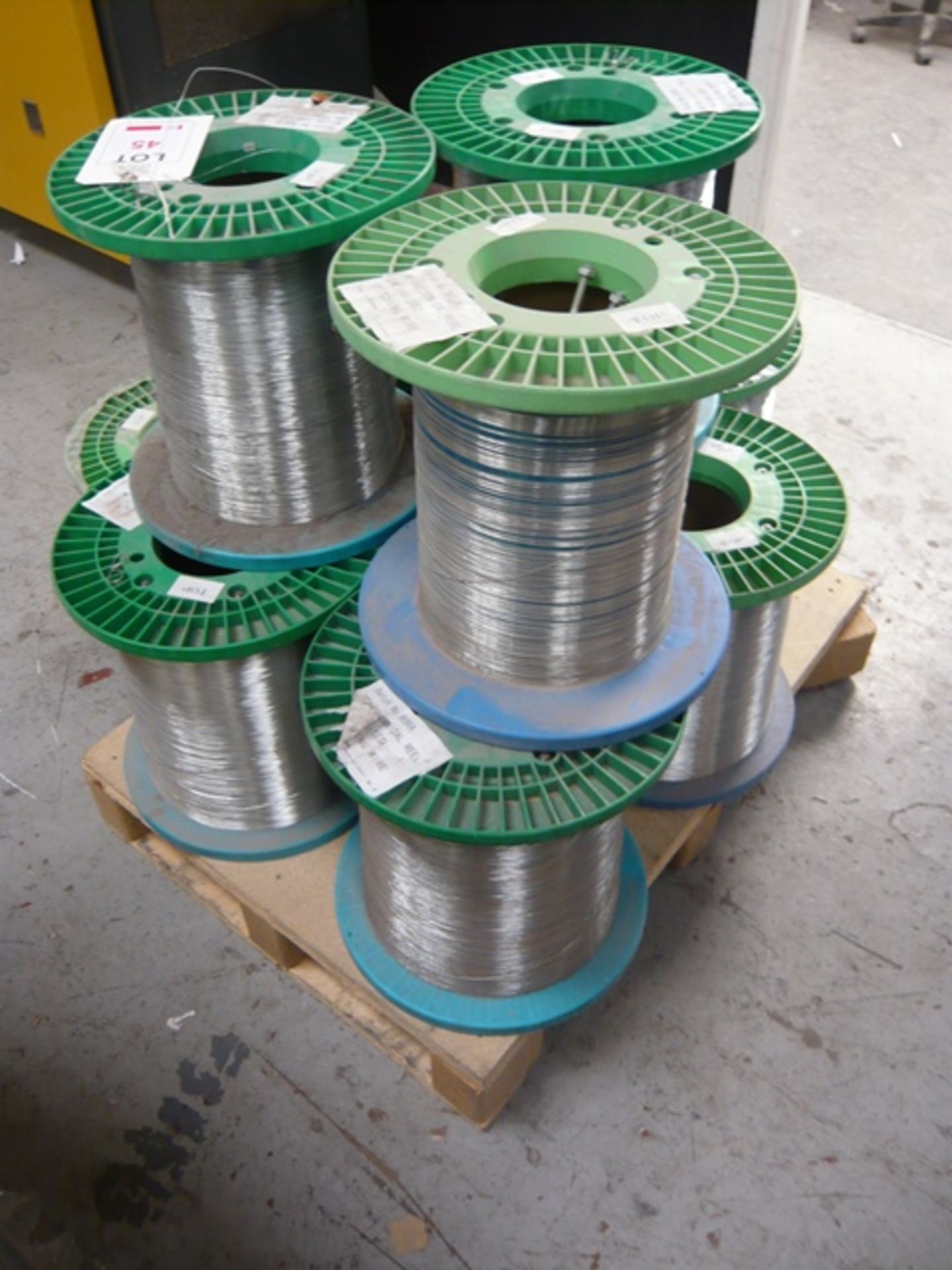 7 part used an 2 unused rolls of MP100 conical reel galvanised stitching wire 0.6mmØ - Image 2 of 3
