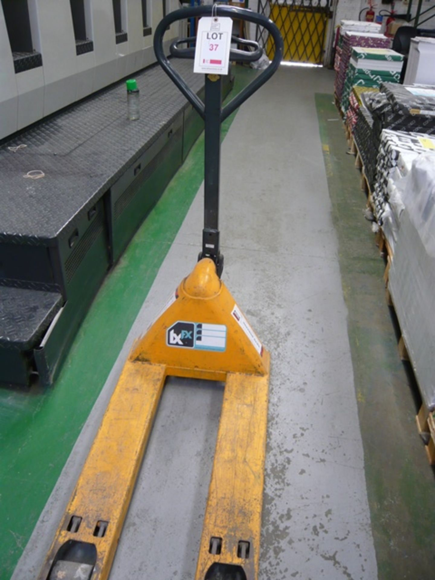 Pallet truck