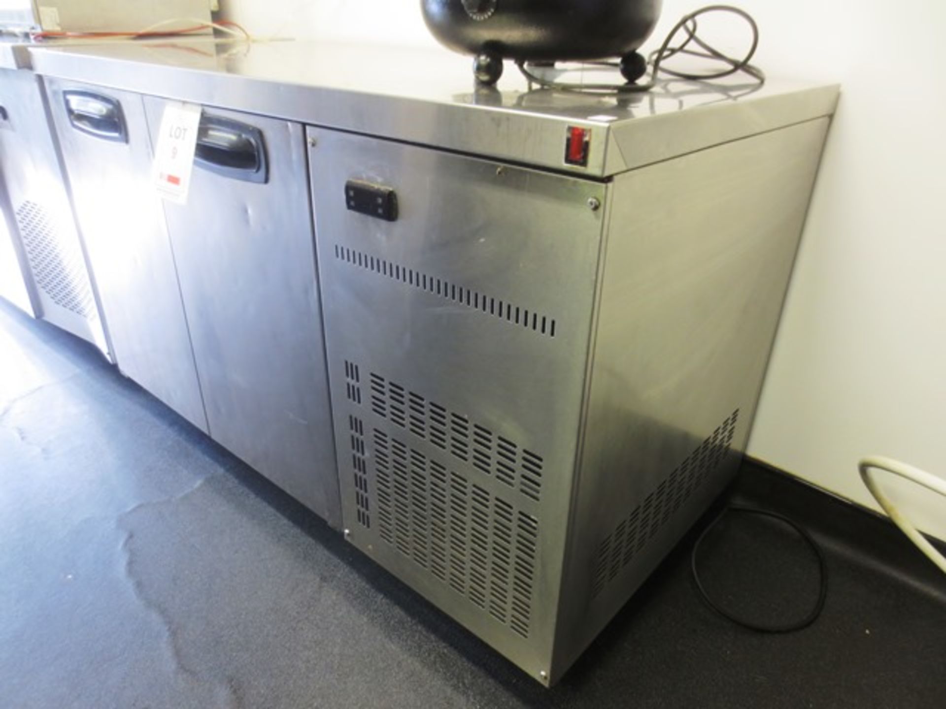 Stainless steel double door refridgerated counter unit (240v), approx dimensions: 1350 x 700mm - Image 4 of 4