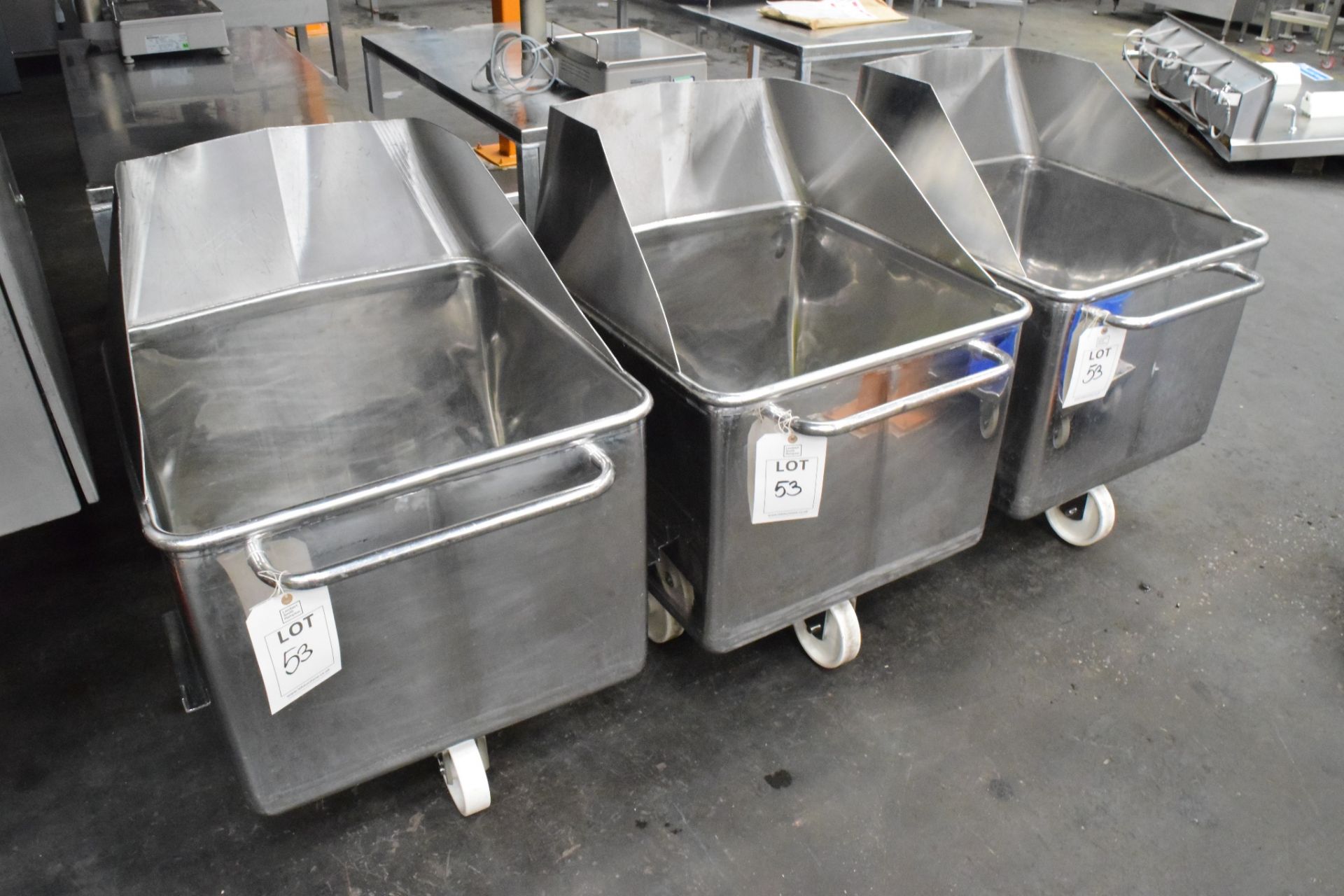 3 x stainless steel chuted tote bins, 200 litre units Lift out charge to be applied: £10 plus VAT - Image 3 of 3