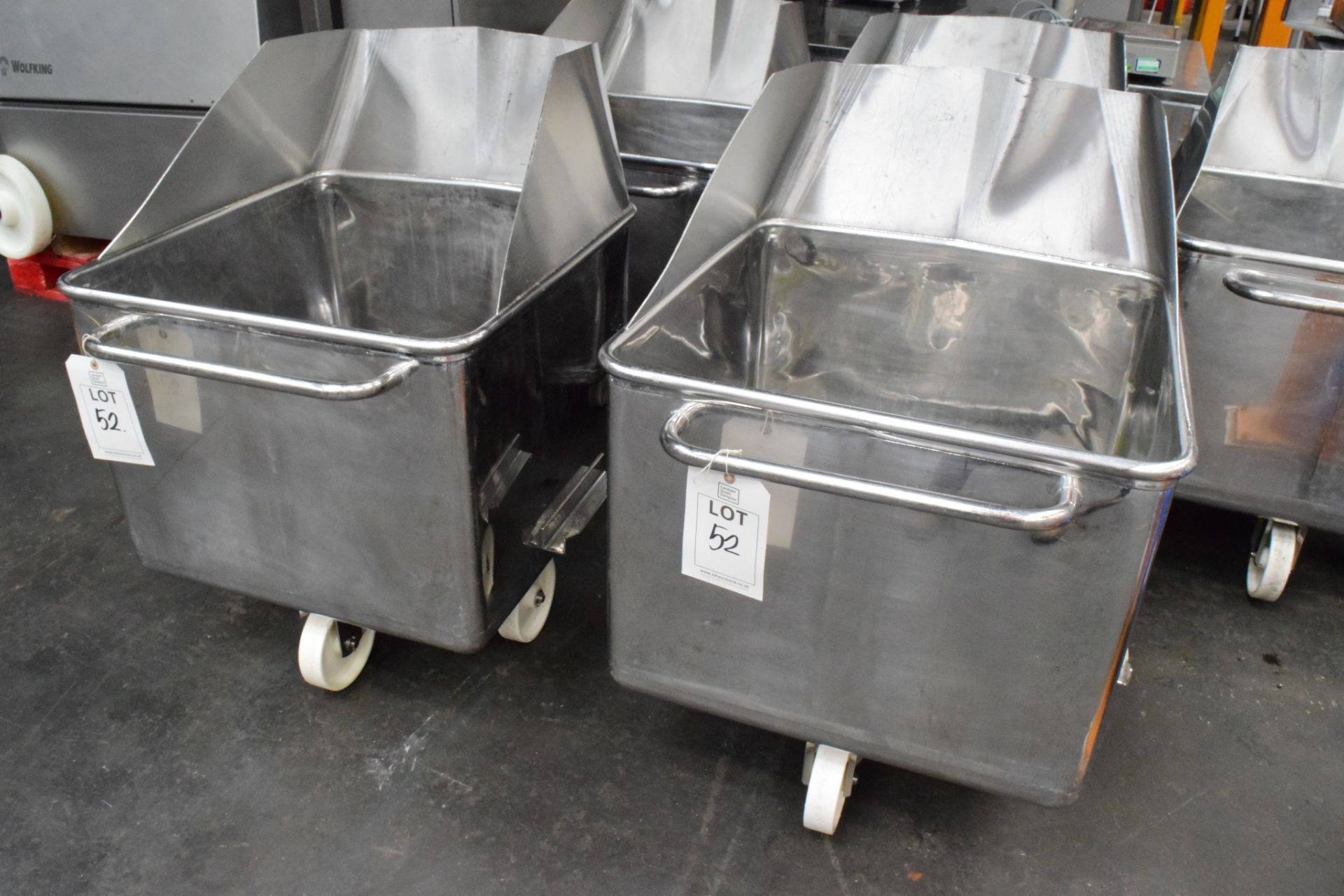 2 x stainless steel chuted tote bins, 200 litre units Lift out charge to be applied: £10 plus VAT - Image 3 of 3