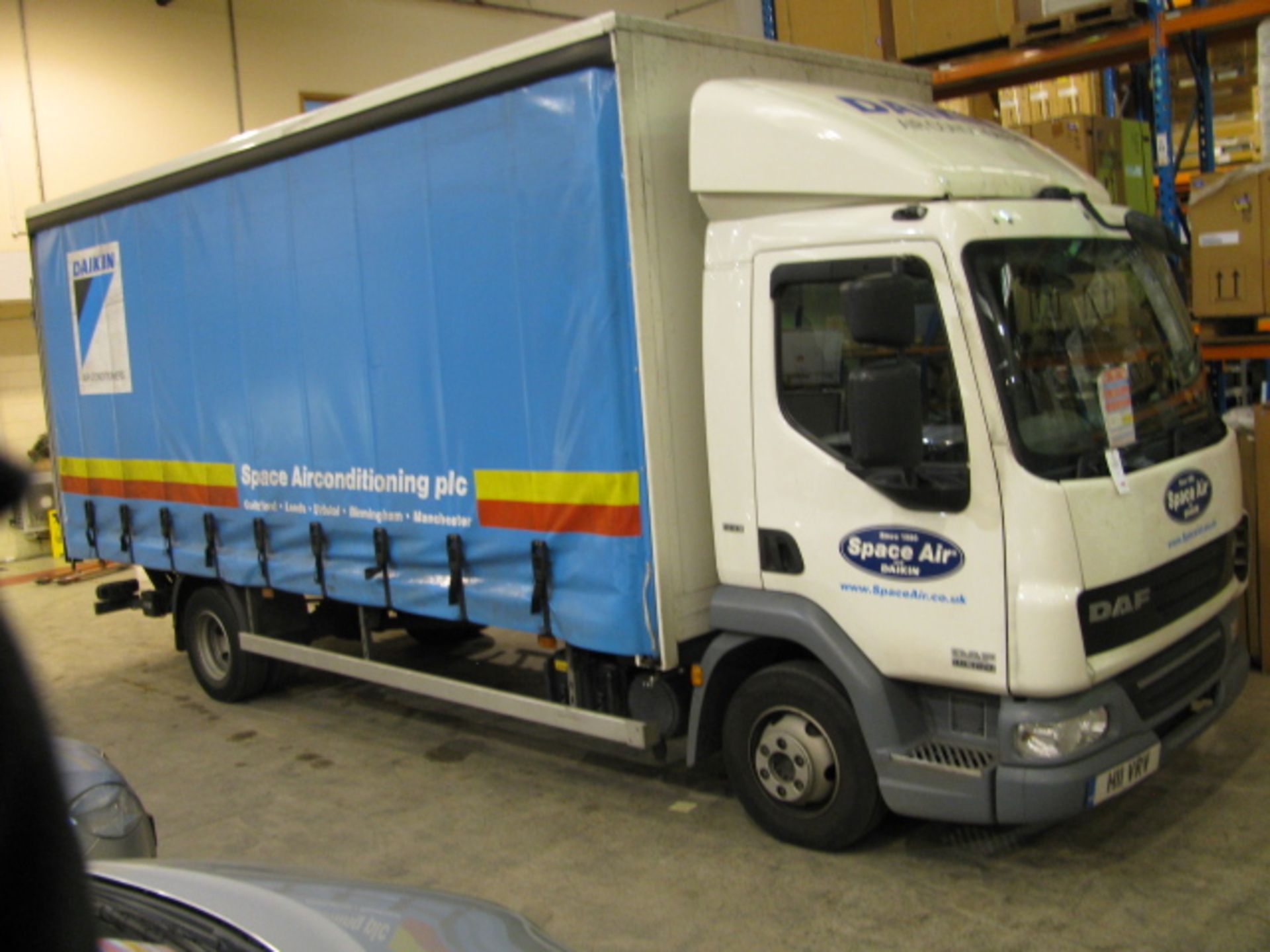 DAF lf 45.160 7.5t curtainside truck, reg H11 VRV, mileage 168315 approx. Please note: the tail... - Image 2 of 4