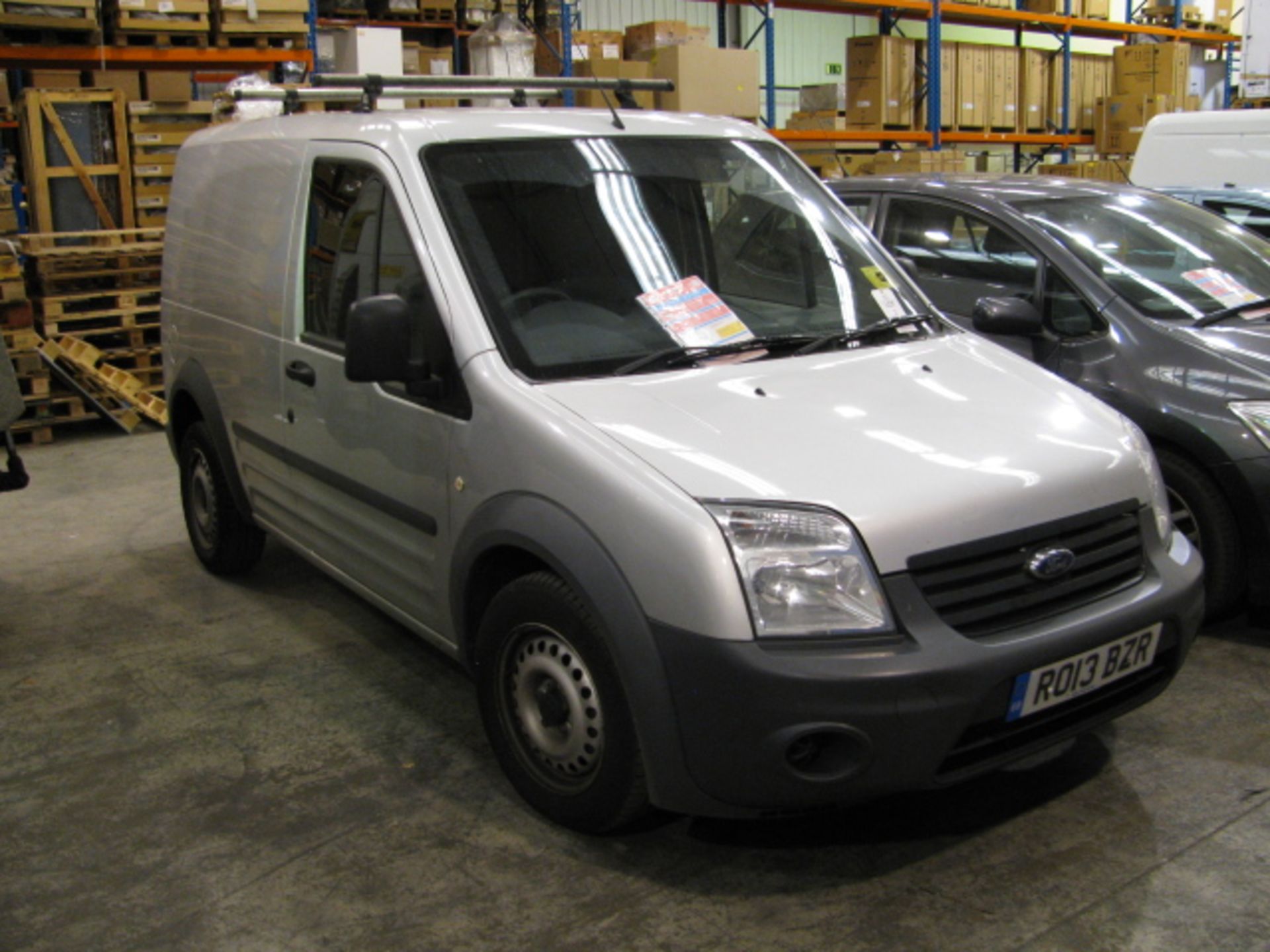 Ford transit connect 90T 200 swb panel Van, reg RO13 BZR, mileage 41739 approx - Image 2 of 4