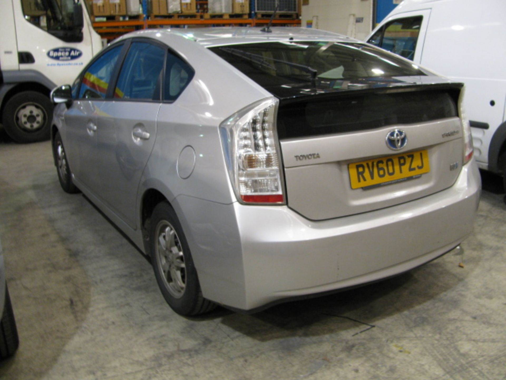 Toyota Prius T3 VVT hybrid electric 4 door hatchback, reg RV60 PZJ, miles: 163,412 - Image 6 of 6