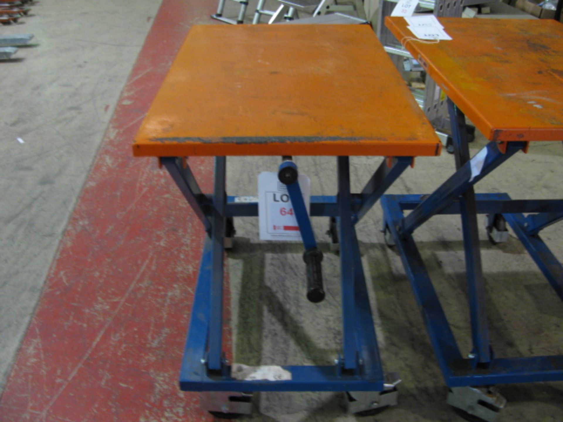 300kg scissor lifting table. NB. This item has no record of Thorough Examination. The purchaser must