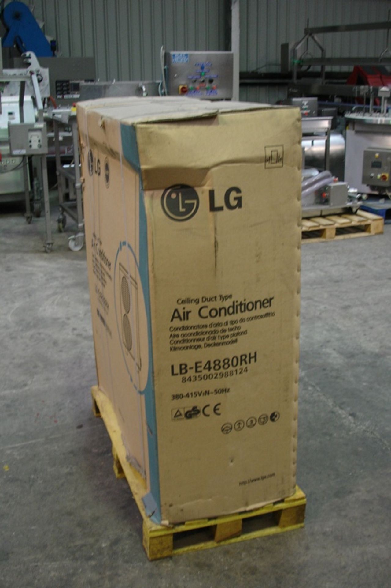 Unused LG Air Conditioning Unit - Image 2 of 2