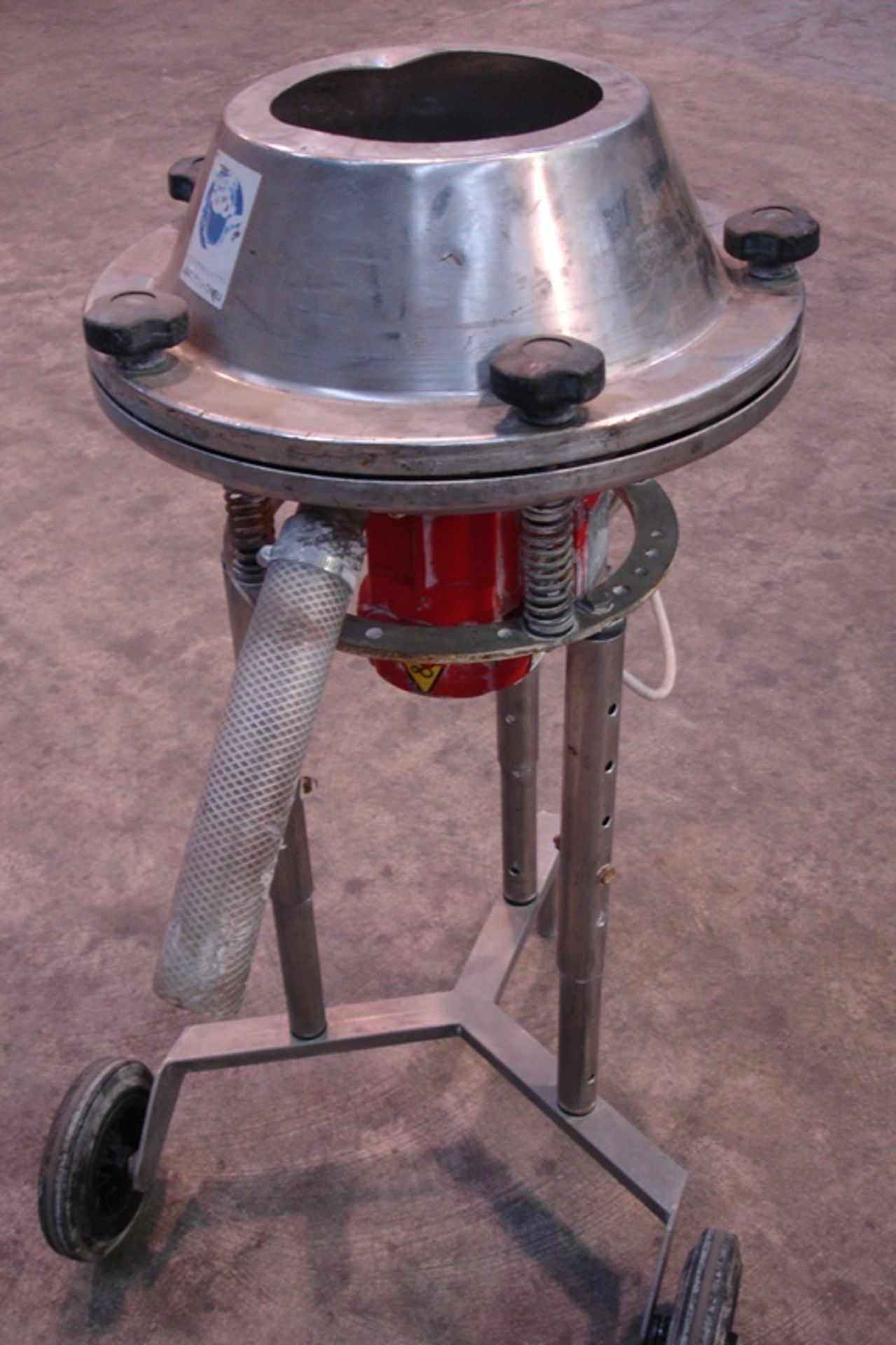 Mobile Stainless Steel Vibratory Sieve
