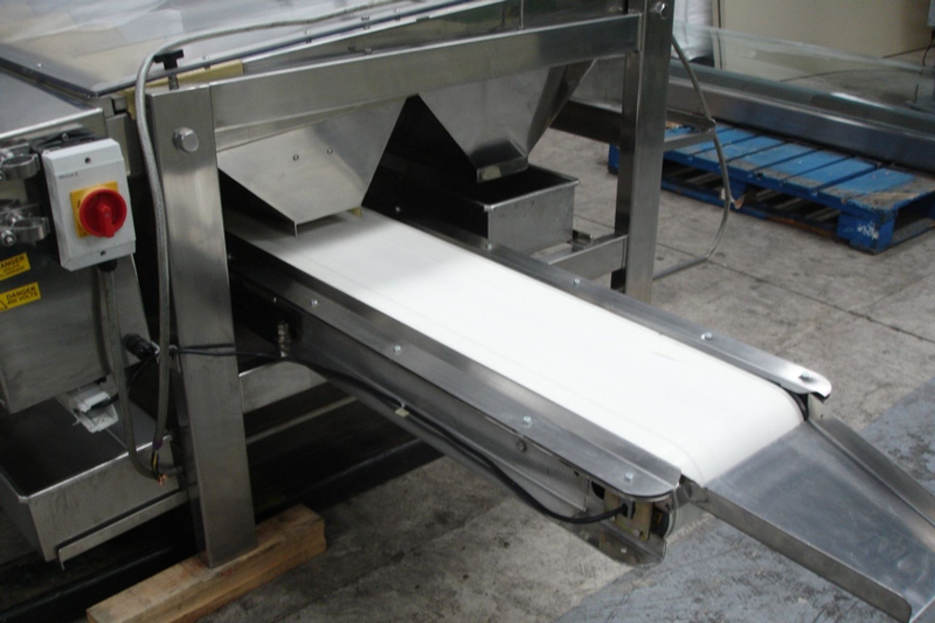 Fully Stainless Steel food grade 5 Lane Sizing / Grading Machine with Outfeed Conveyor - Image 5 of 7