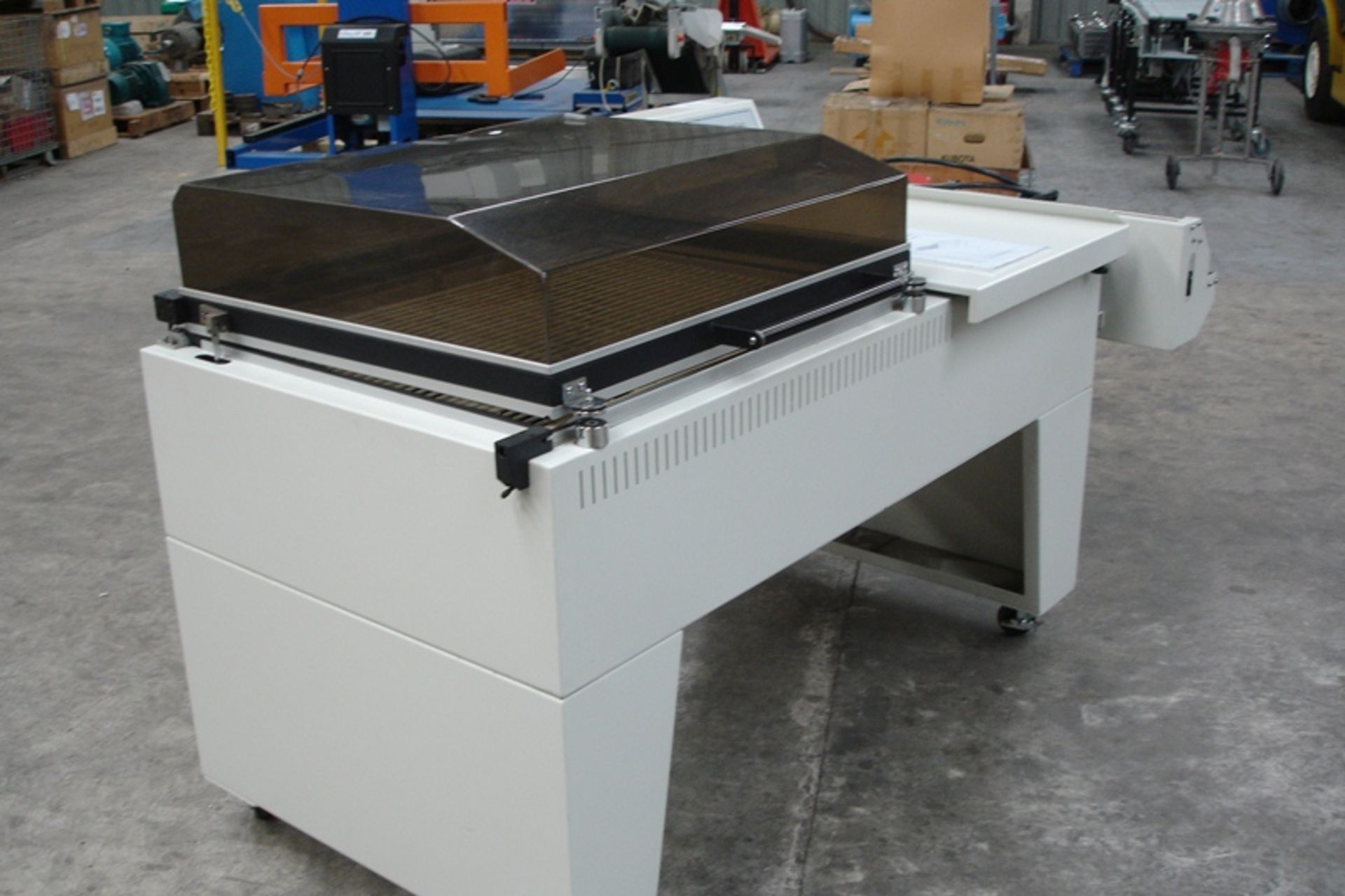 Shrink Packaging L Sealer with Shrink Chamber  ( 2012 ) - Image 3 of 7