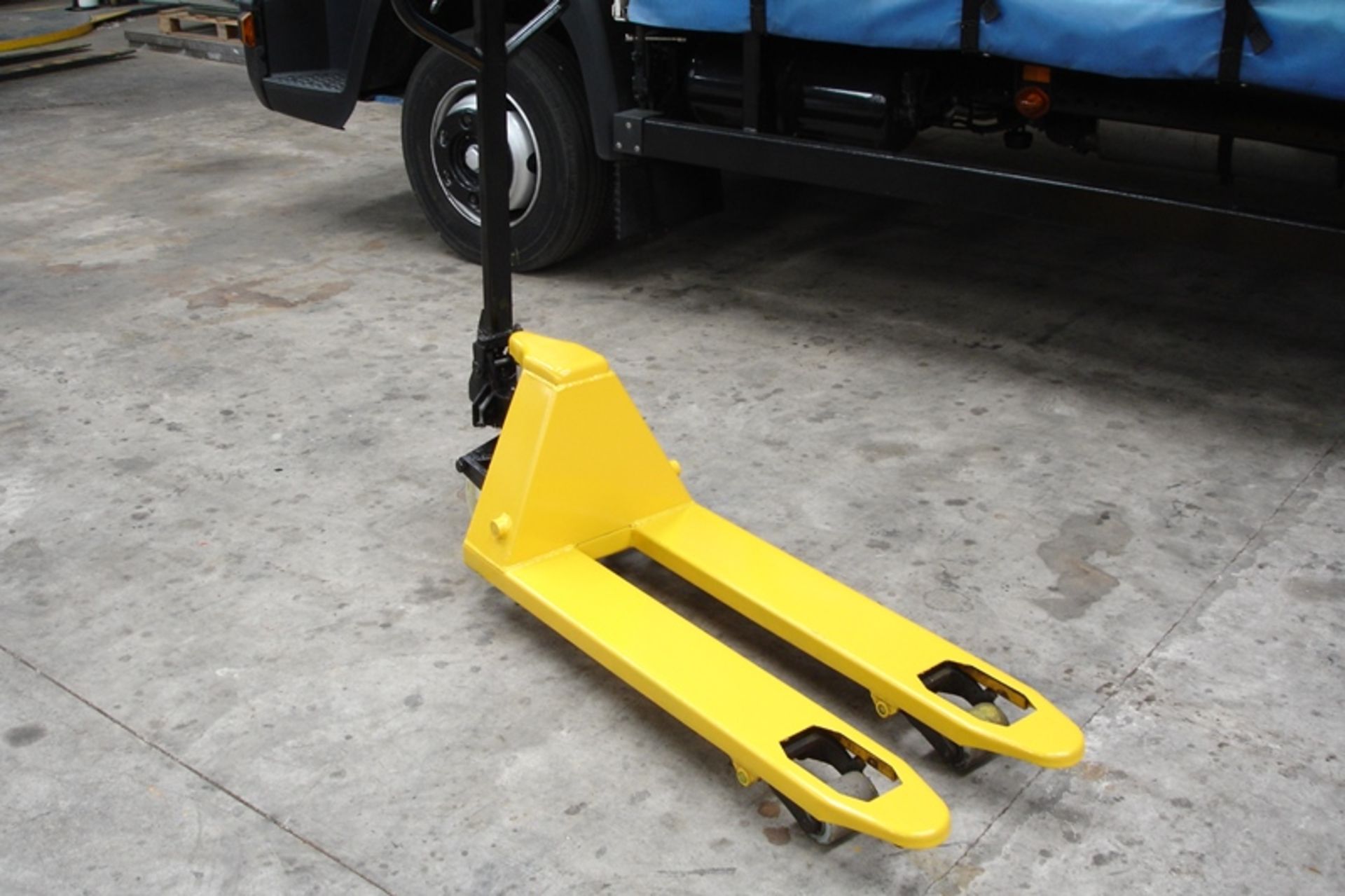 Pallet mover