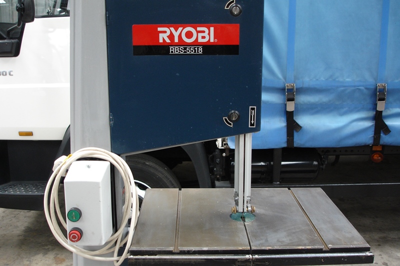 Ryobi Bandsaw Model RBS-5518 240volt