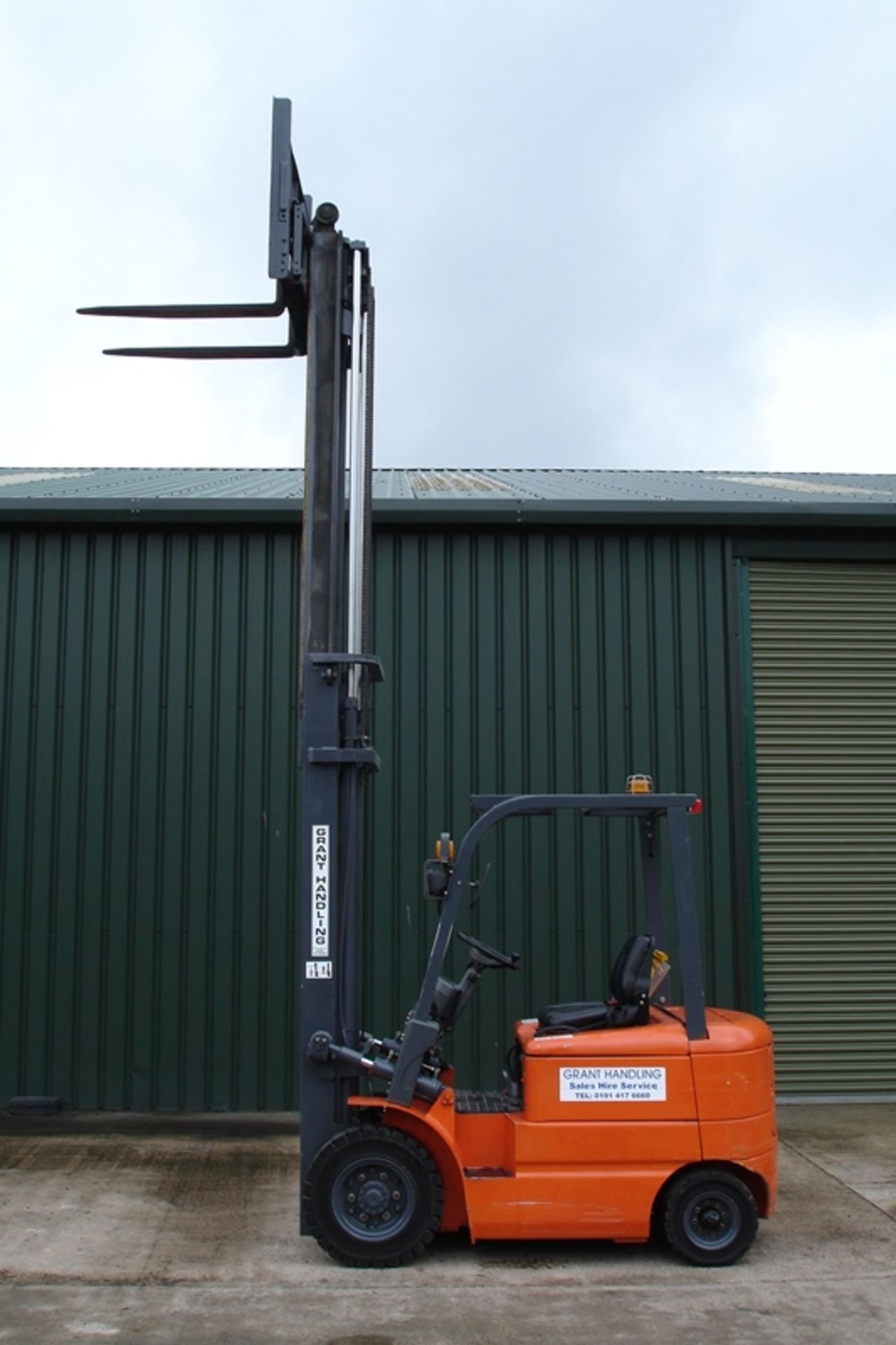 Heli 2.5 Ton Electric Forklift - Image 7 of 7