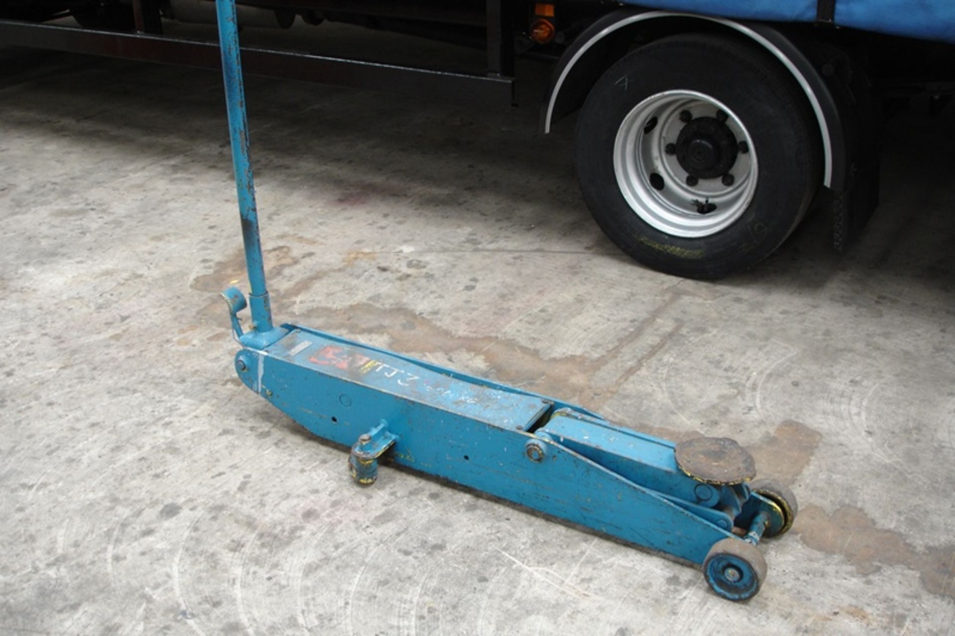 6 ton Trolley Jack