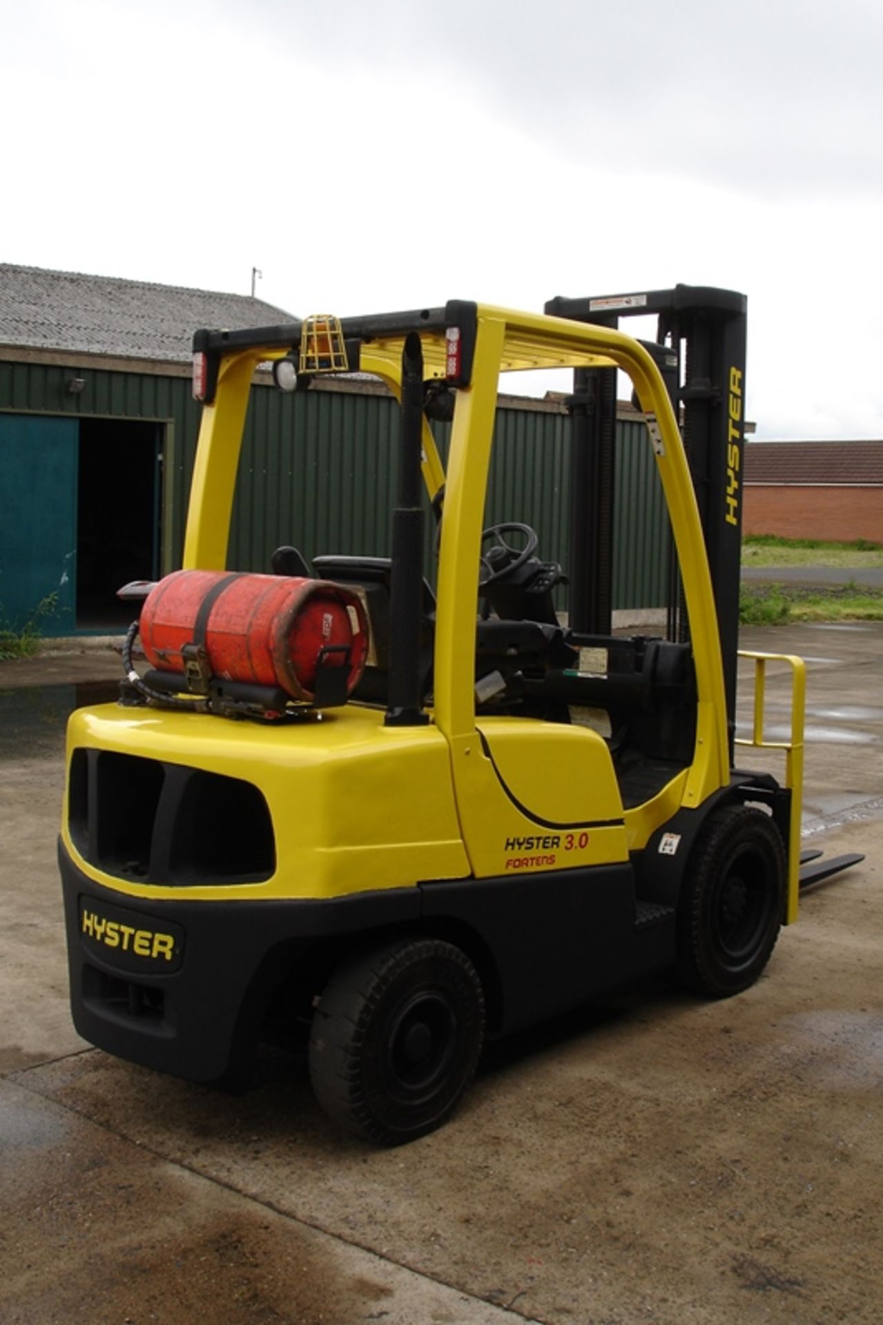 Hyster H3.0FT Forklift (2006) - Image 3 of 6