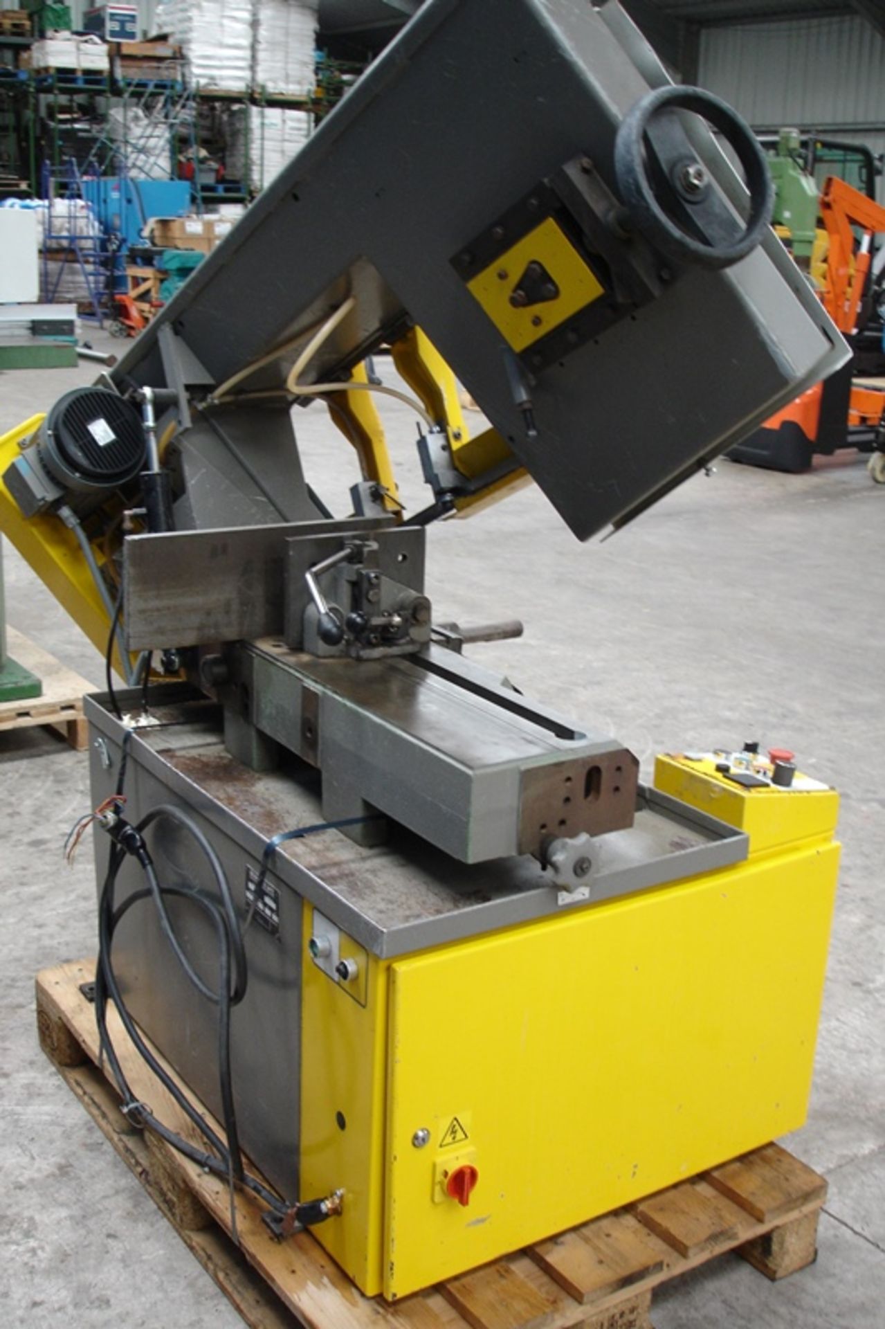 Startrite Heavy Duty Horizontal Bandsaw - Image 4 of 7