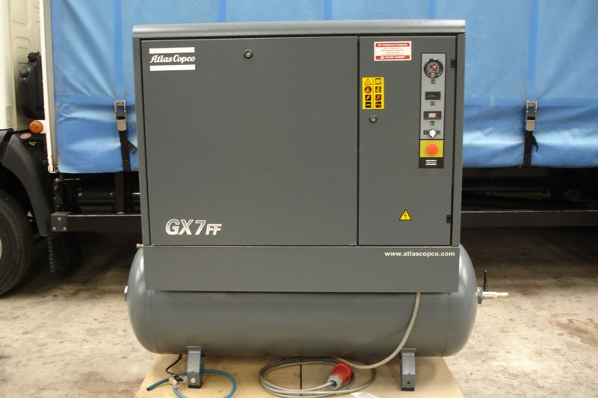 Atlas Copco Compressor/Tank/Dryer unit