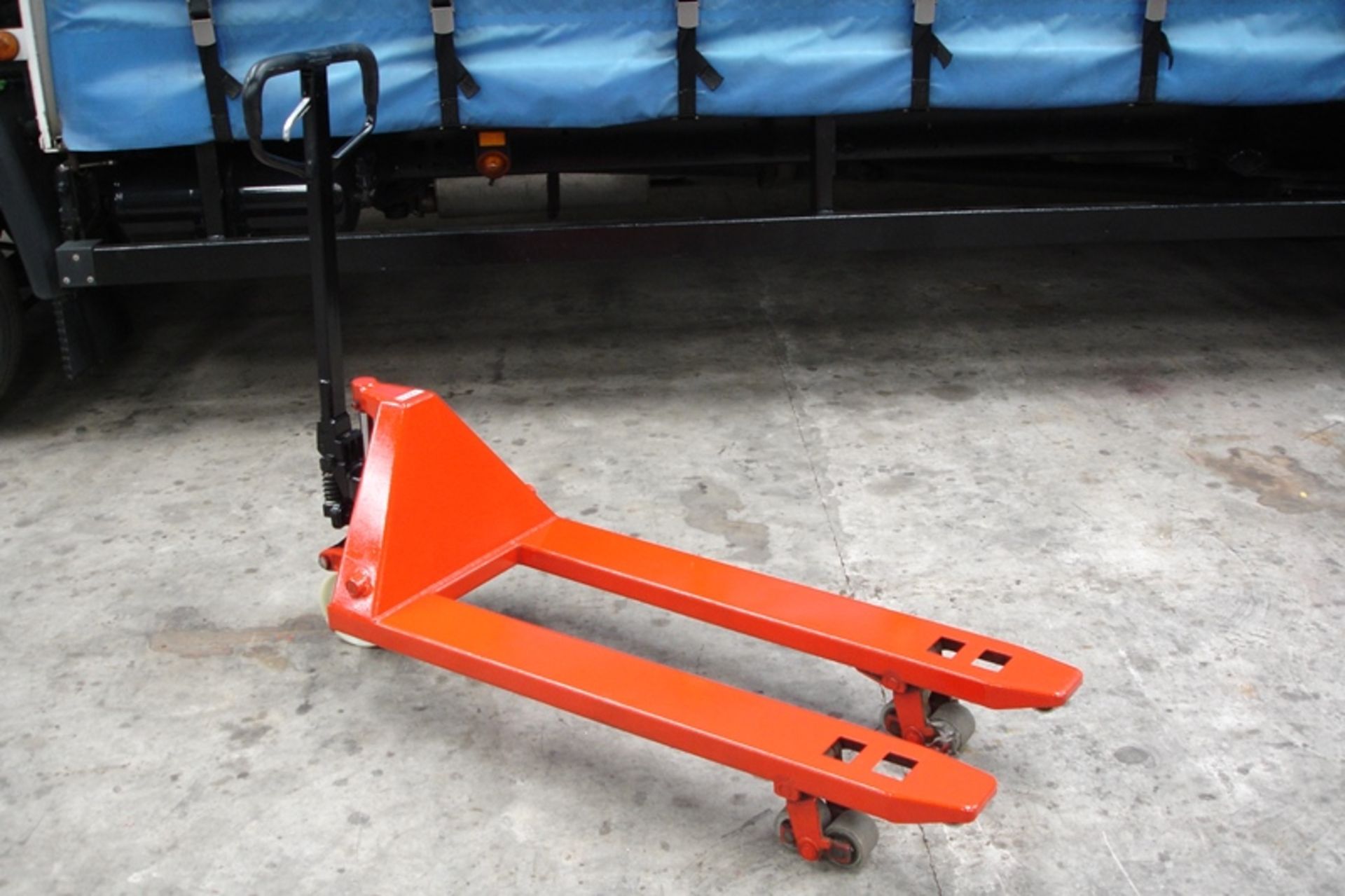 Pallet mover