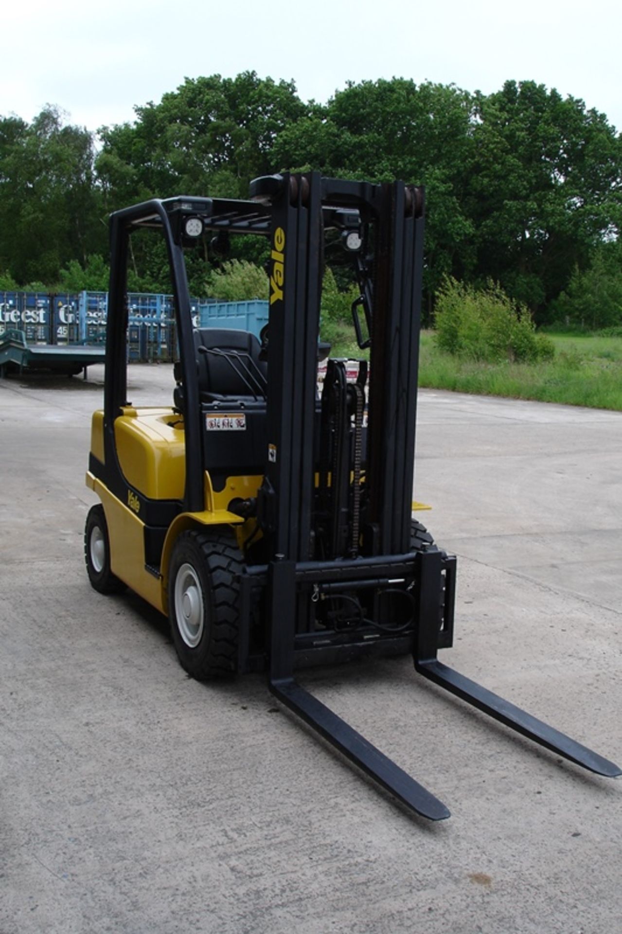 Yale GDP25VX Forklift (2010) - Image 4 of 8