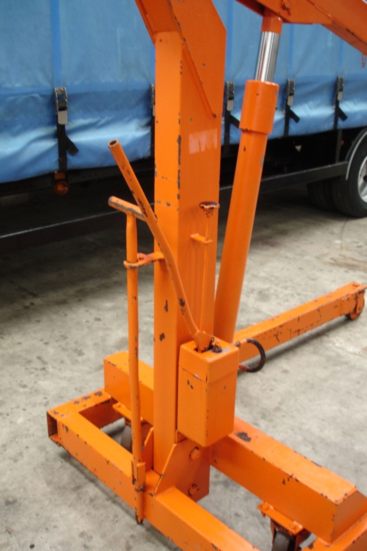 Heavy Duty Mobile Hoist - Image 2 of 3