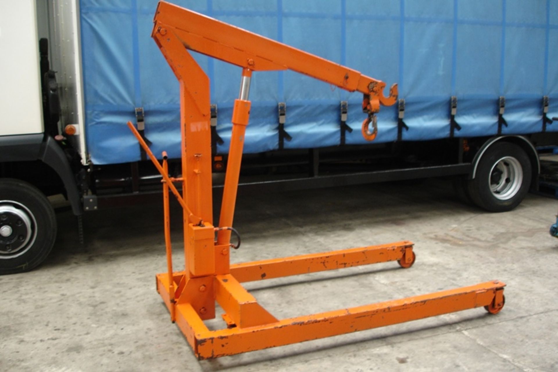 Heavy Duty Mobile Hoist