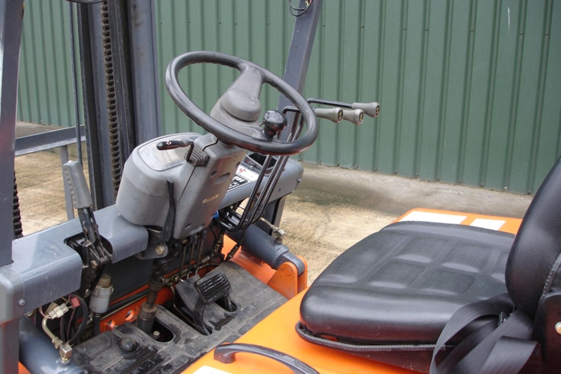 Heli 2.5 Ton Electric Forklift - Image 6 of 7