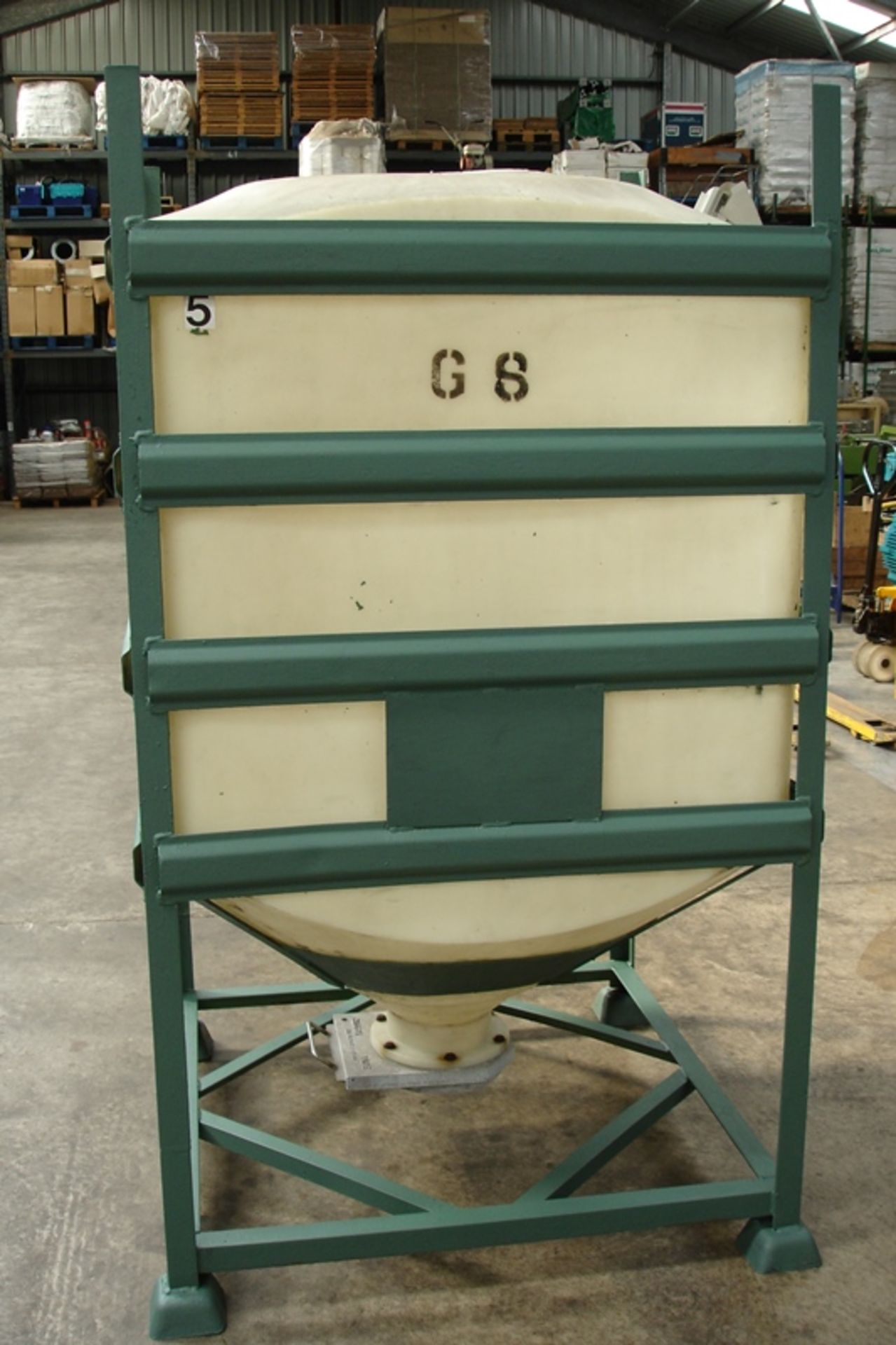 Storage Hopper with Slide Valve on bottom