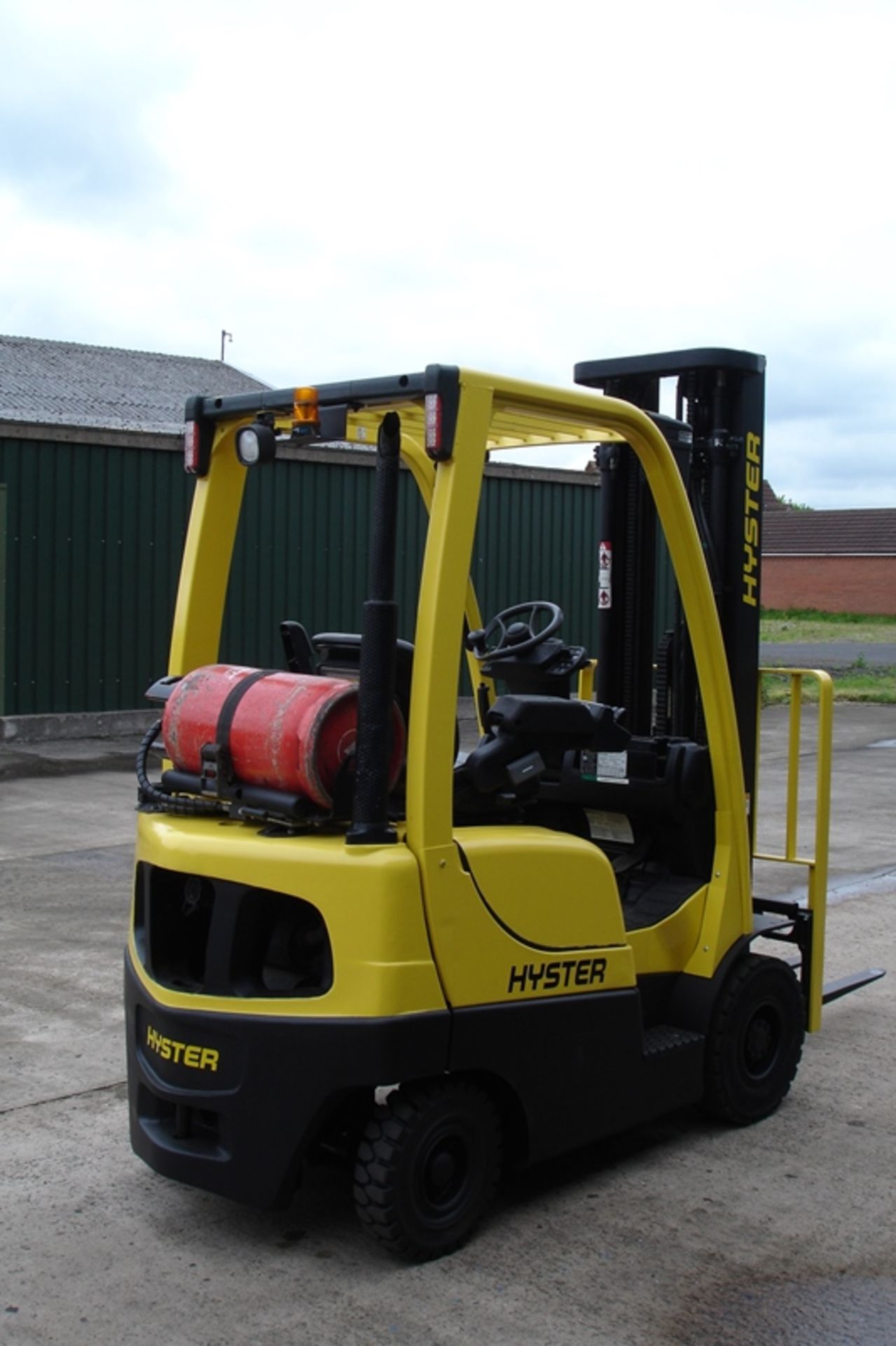 Hyster H1.6FT Forklift (2008) - Image 3 of 6