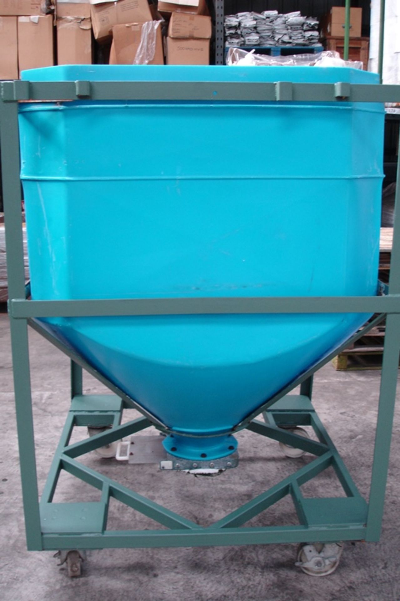 Storage Hopper with Slide Valve on bottom