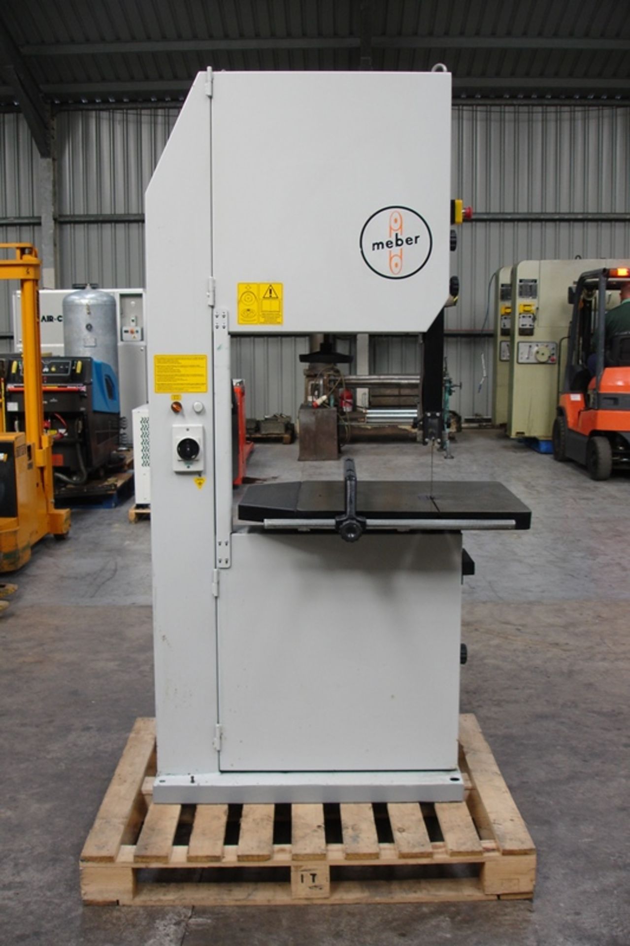 Meber 600 Vertical Bandsaw