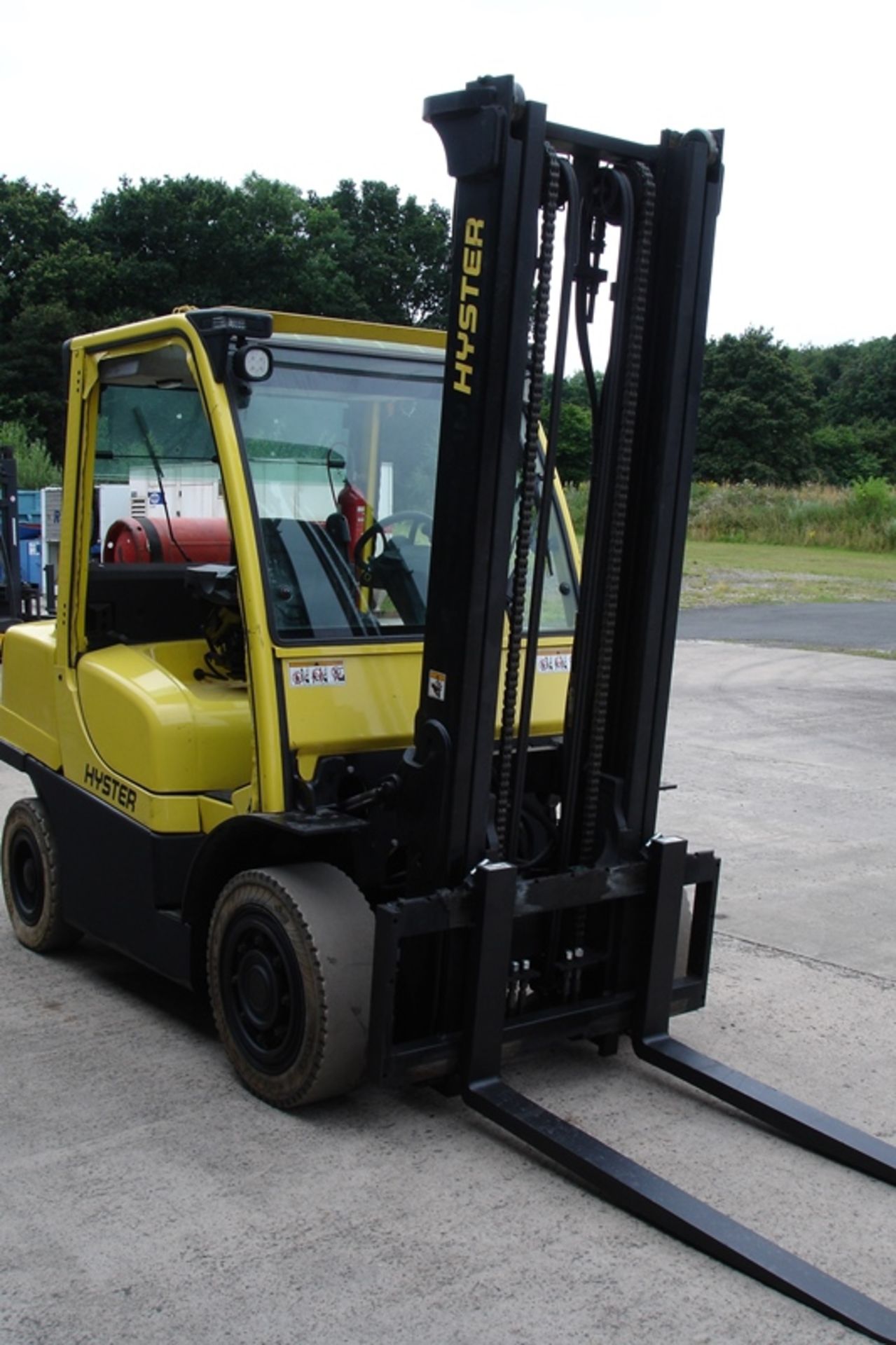 Hyster H4.0FT Forklift (2010) - Image 4 of 6