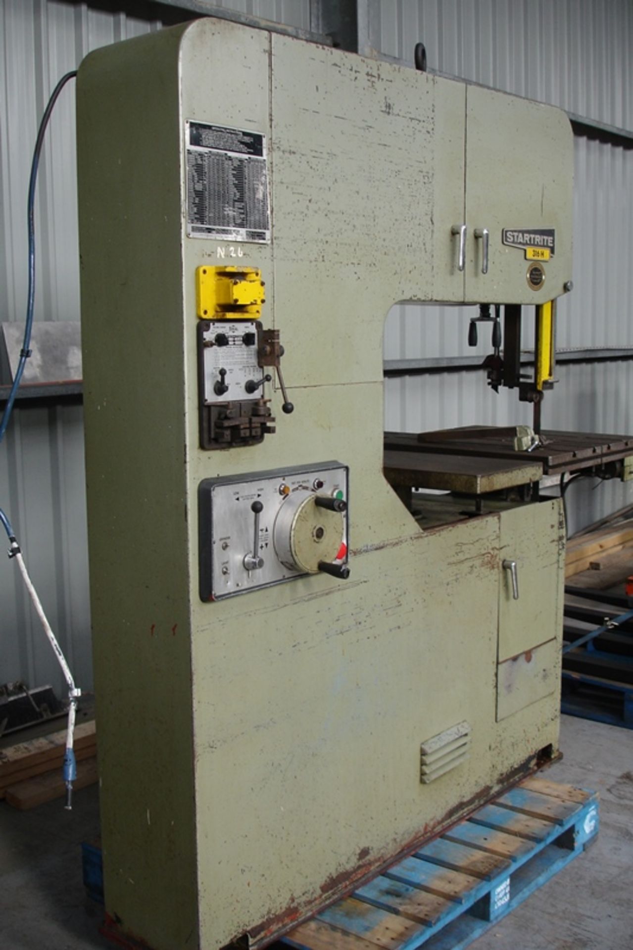 Startrite Industrial Bandsaw - Image 2 of 7