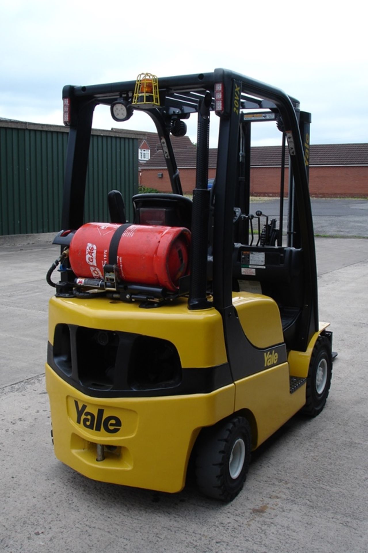 Yale GLP20SVX Forklift (2011) - Image 3 of 7