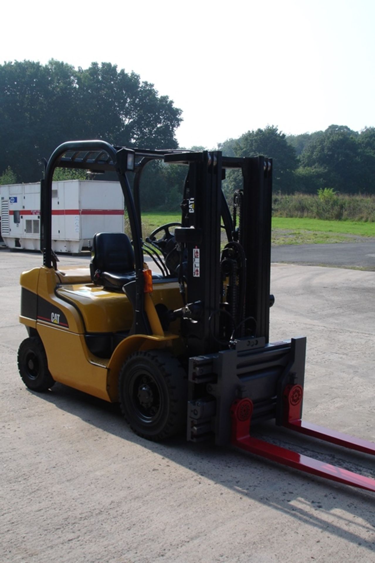 Caterpillar DP25N Forklift - Image 4 of 10