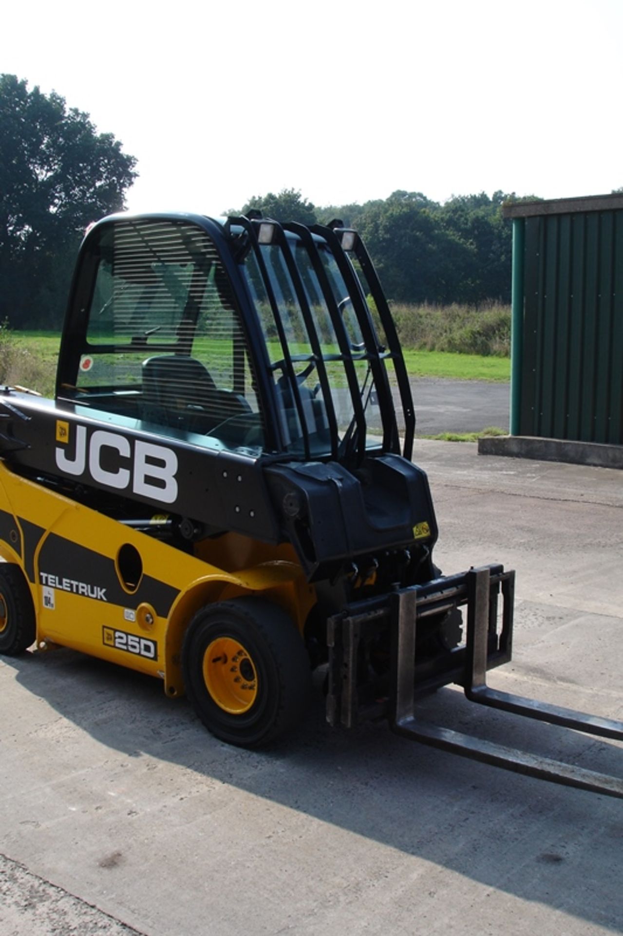 JCB TLT250D Teletruck (2012) Telescopic Forklift - Image 5 of 9