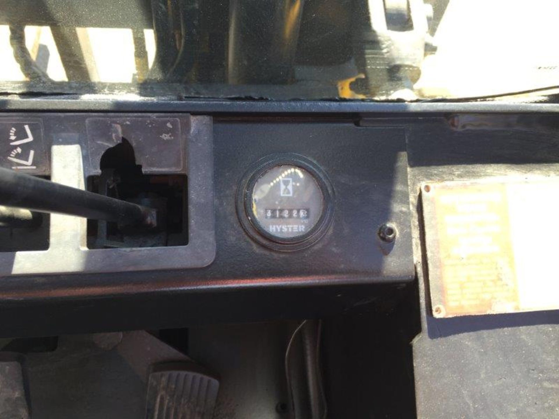 HYSTER Lift truck, Cap: 15,500 lbs.- Mod: H155XL,  Diesel - New front brakes, new paint - Image 9 of 16