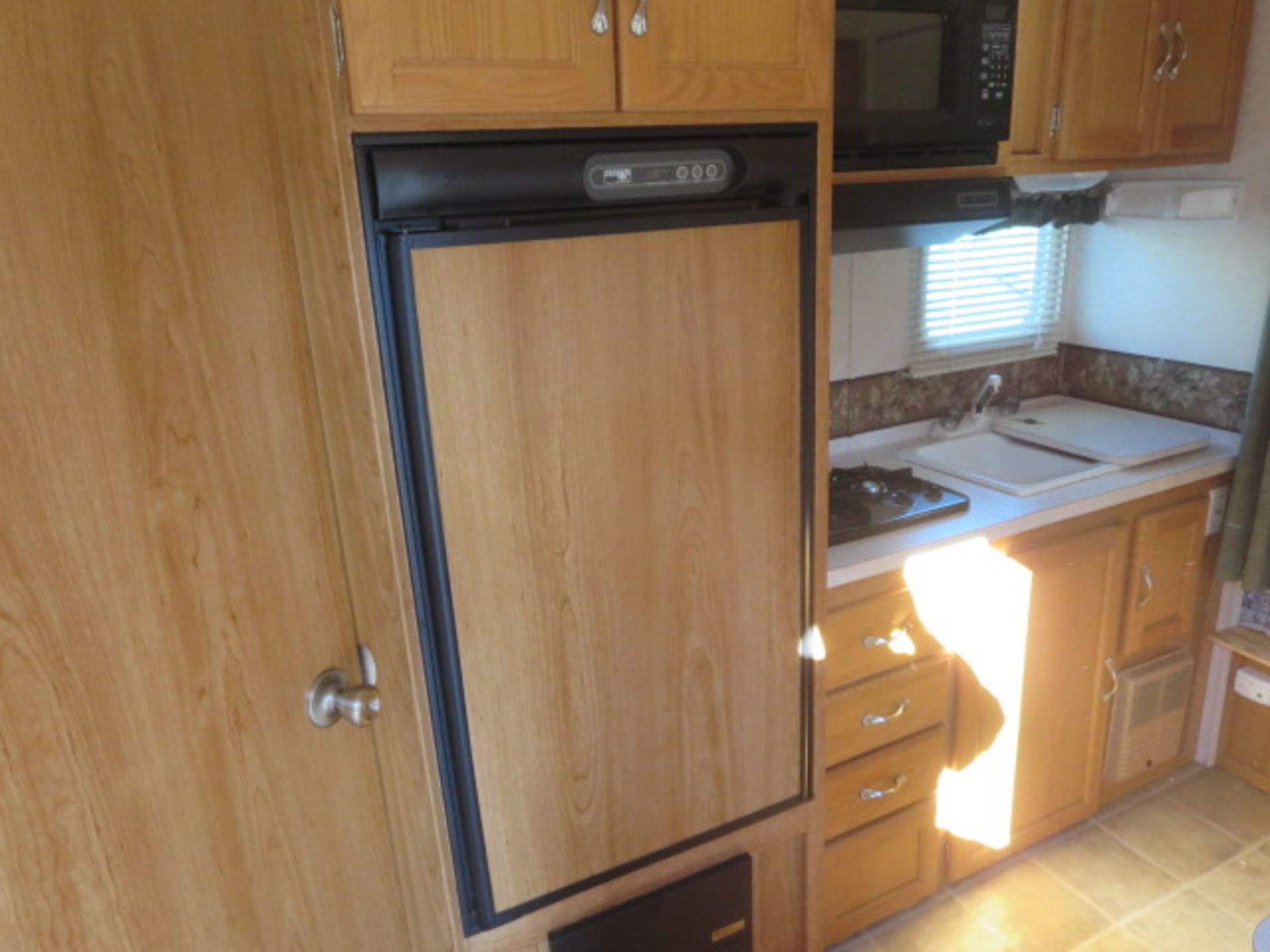 CLASSIC CRUISER RV, MOD: 18F-B, 2007 - Image 3 of 10