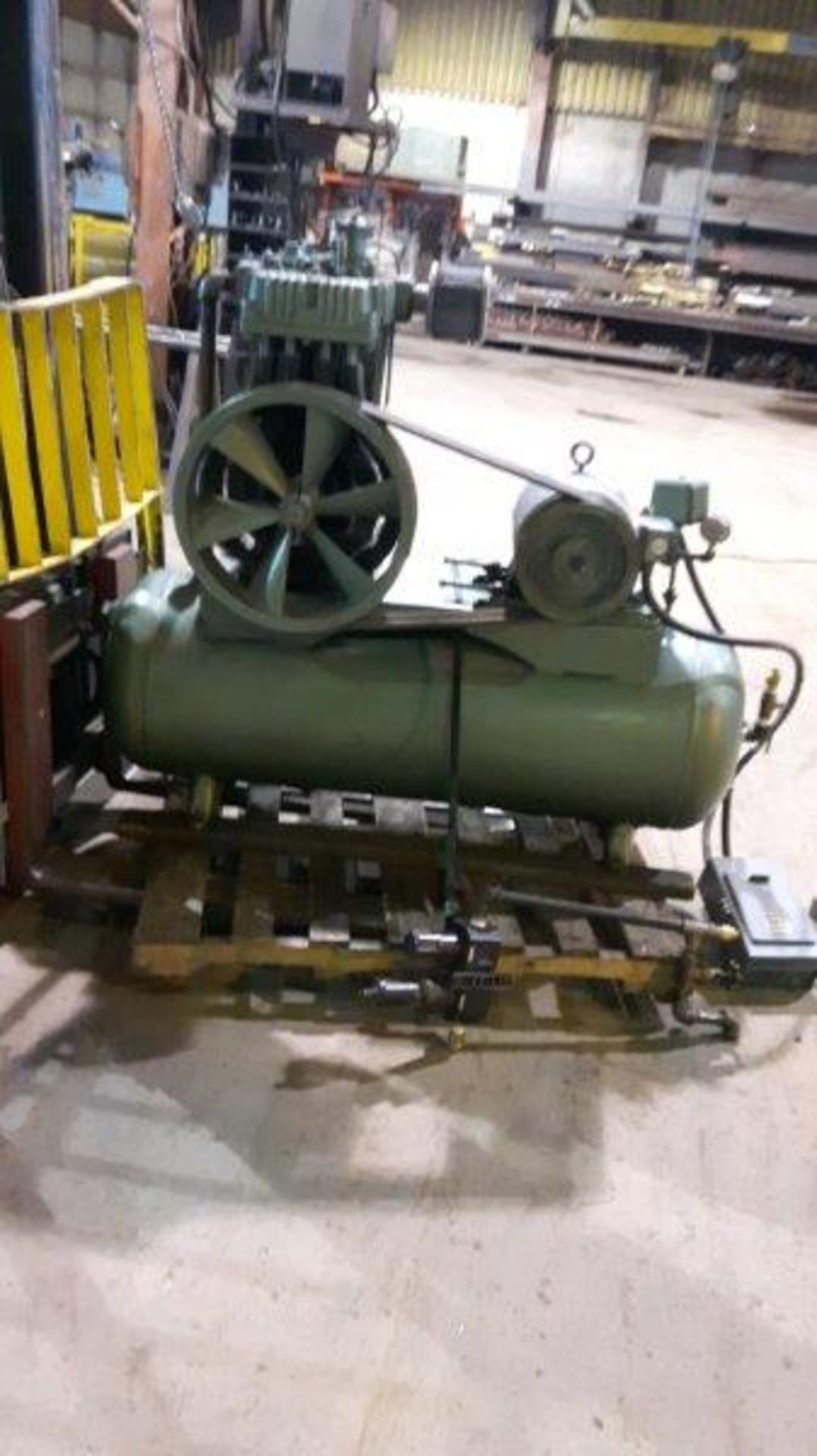 QUINCY COMPRESSOR, 10H.P. - 550 VOLT, (GOOD WORKING ORDER) - Image 2 of 3