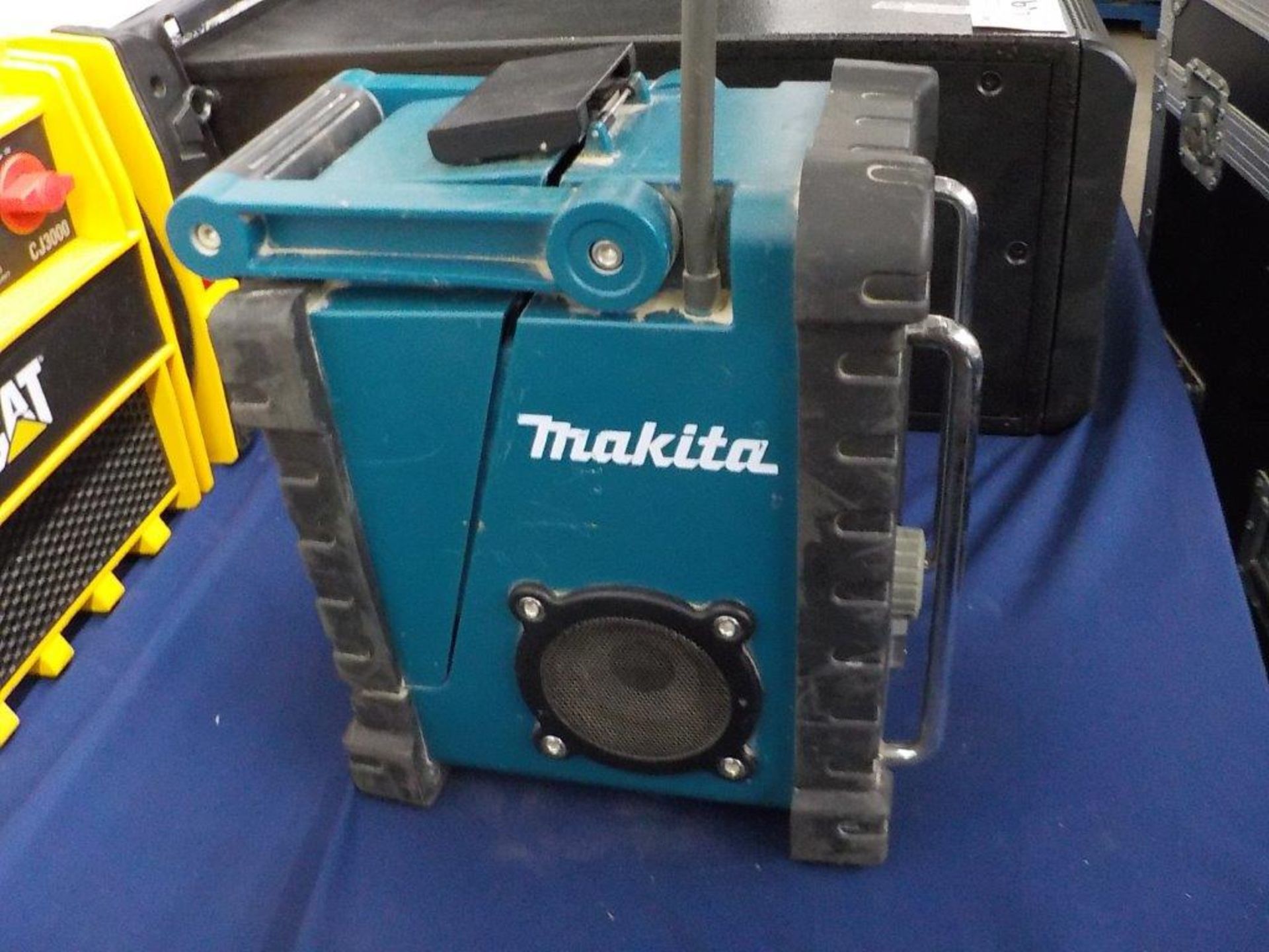 MAKITA construction site radio mod: BMR100 - Image 2 of 2