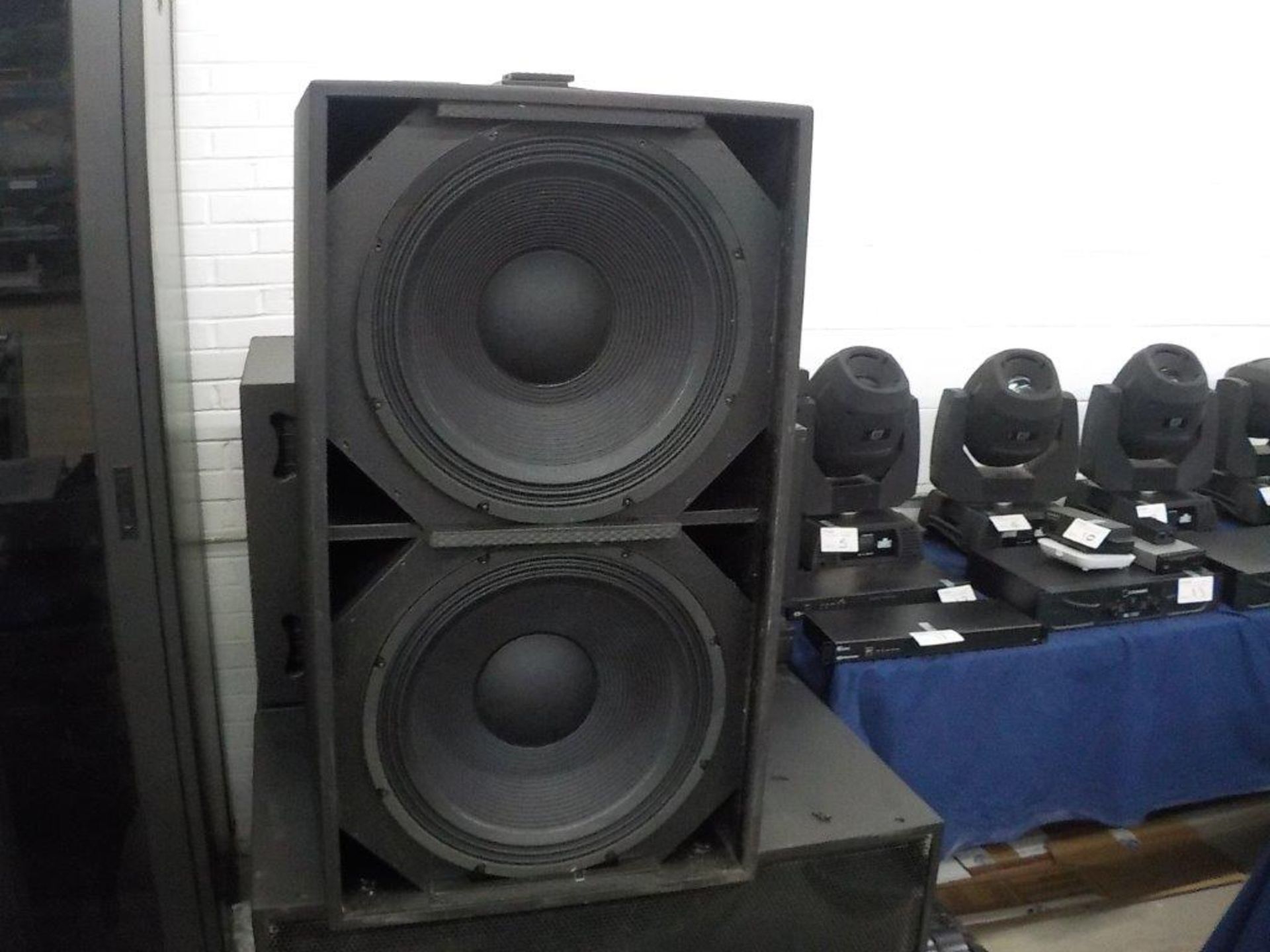 EV 2X18'' sub-woofers mod: QRS218S, 4 ohms, 1,200 watts, c/w U shape metal brakets