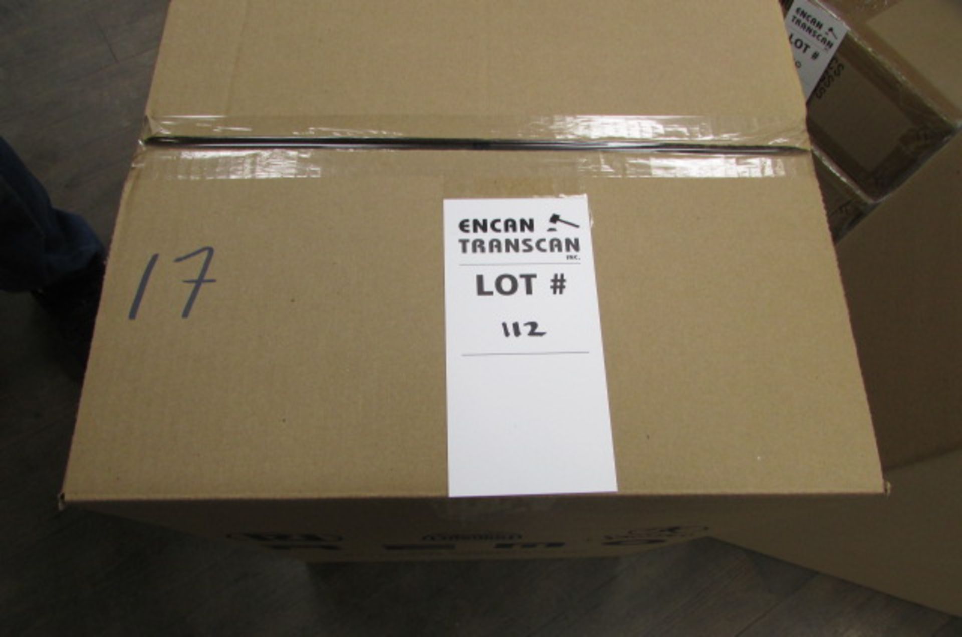 LOT: SHIPPING BOXES 575 PCS. 17.75"x25"x17"