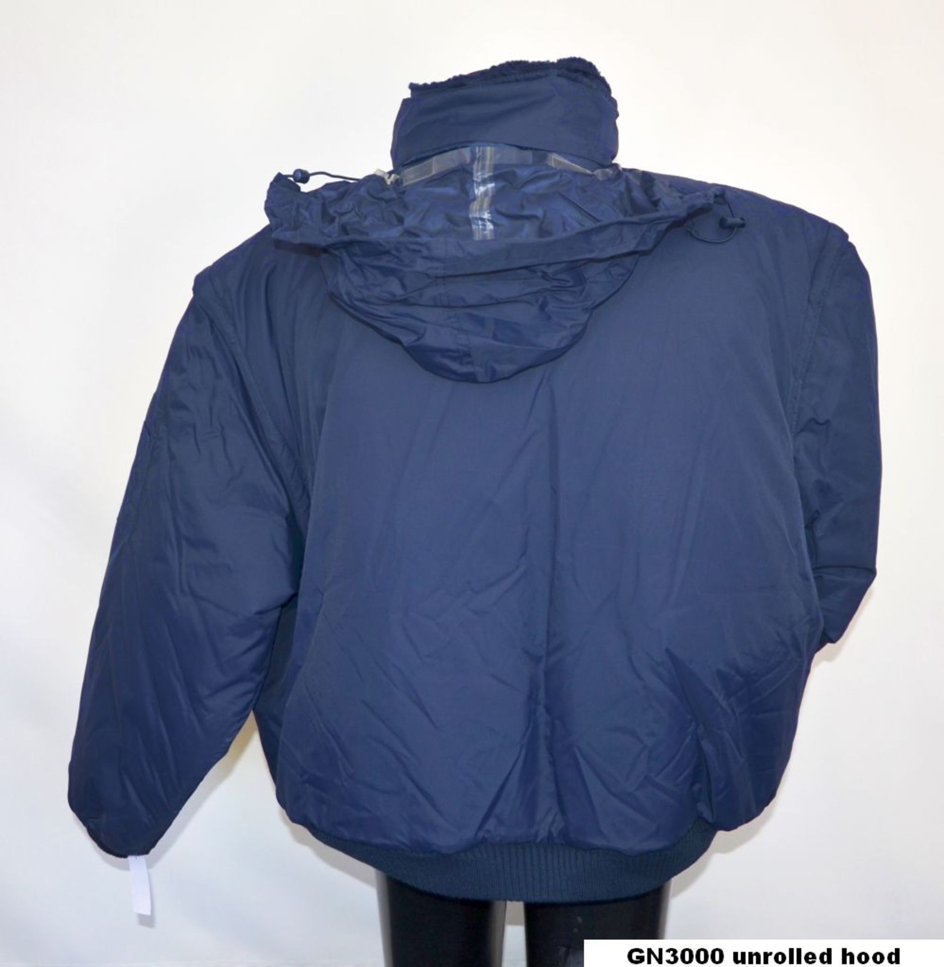 33 x Winter jacket / Navy Blue / GN-3000 BU - Image 4 of 5