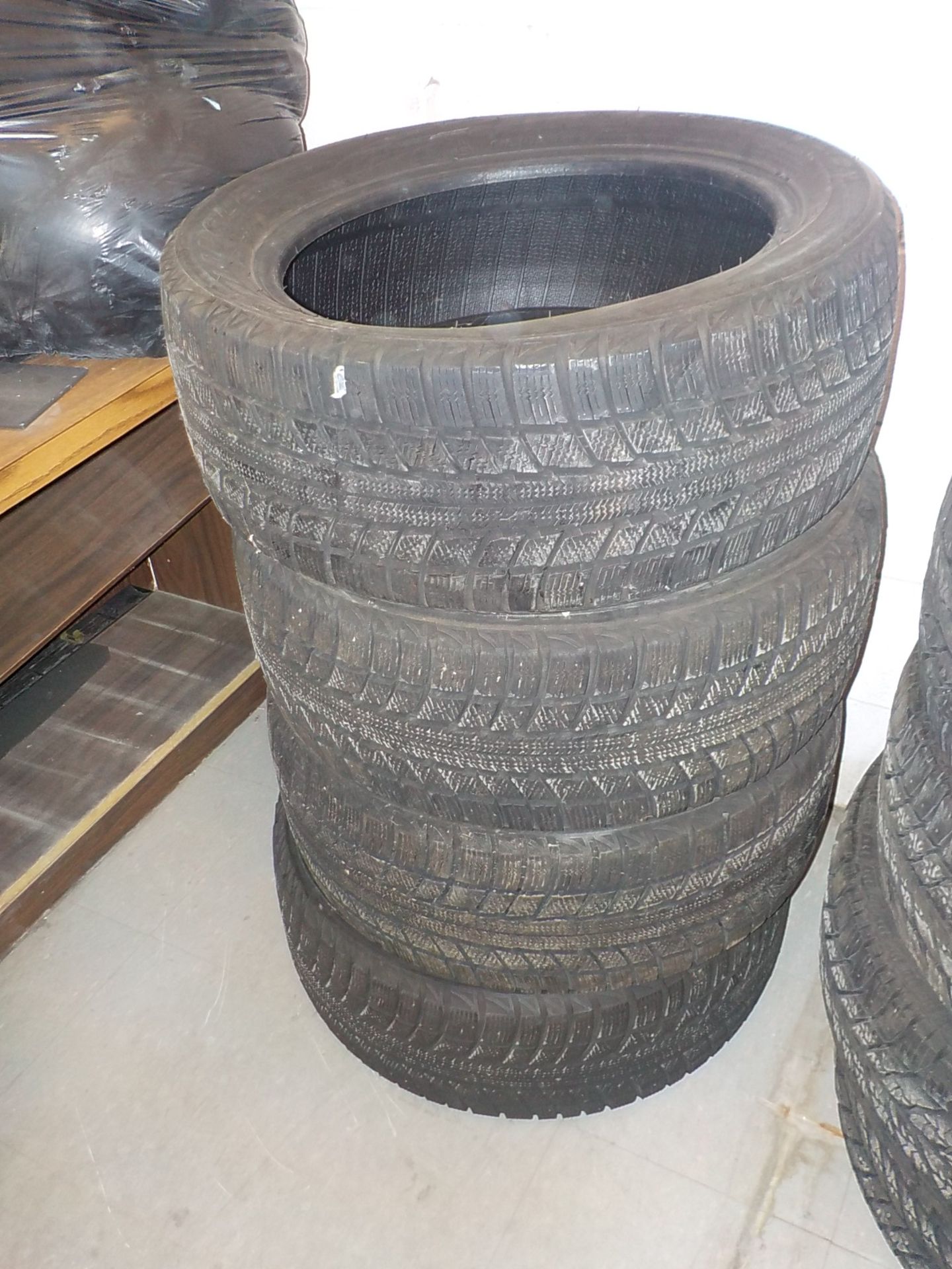 TRIANGLE WINTER TIRES 225/50 R17