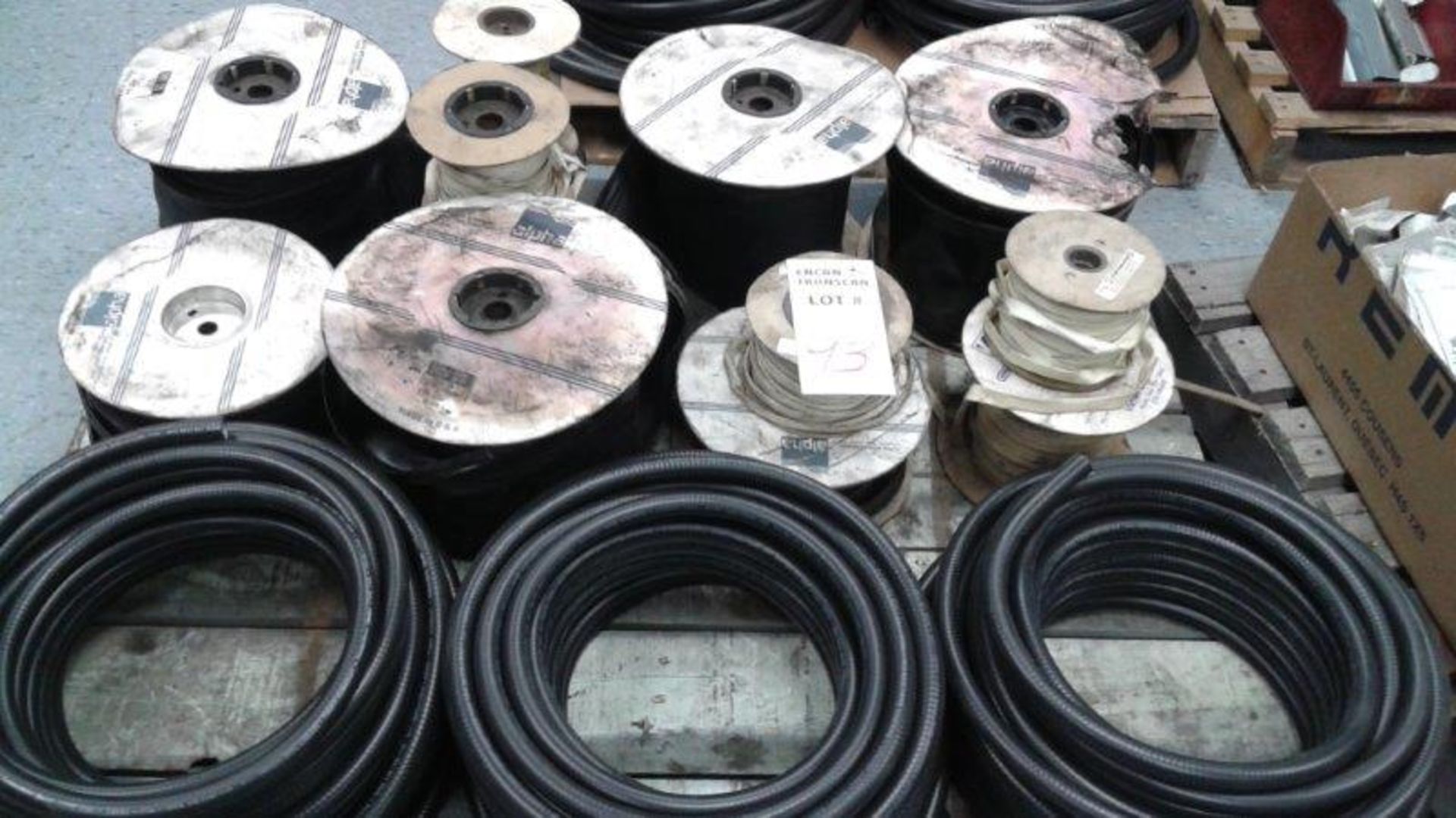 LOT: ASSORTED ELECTRICAL WIRING & TUBING